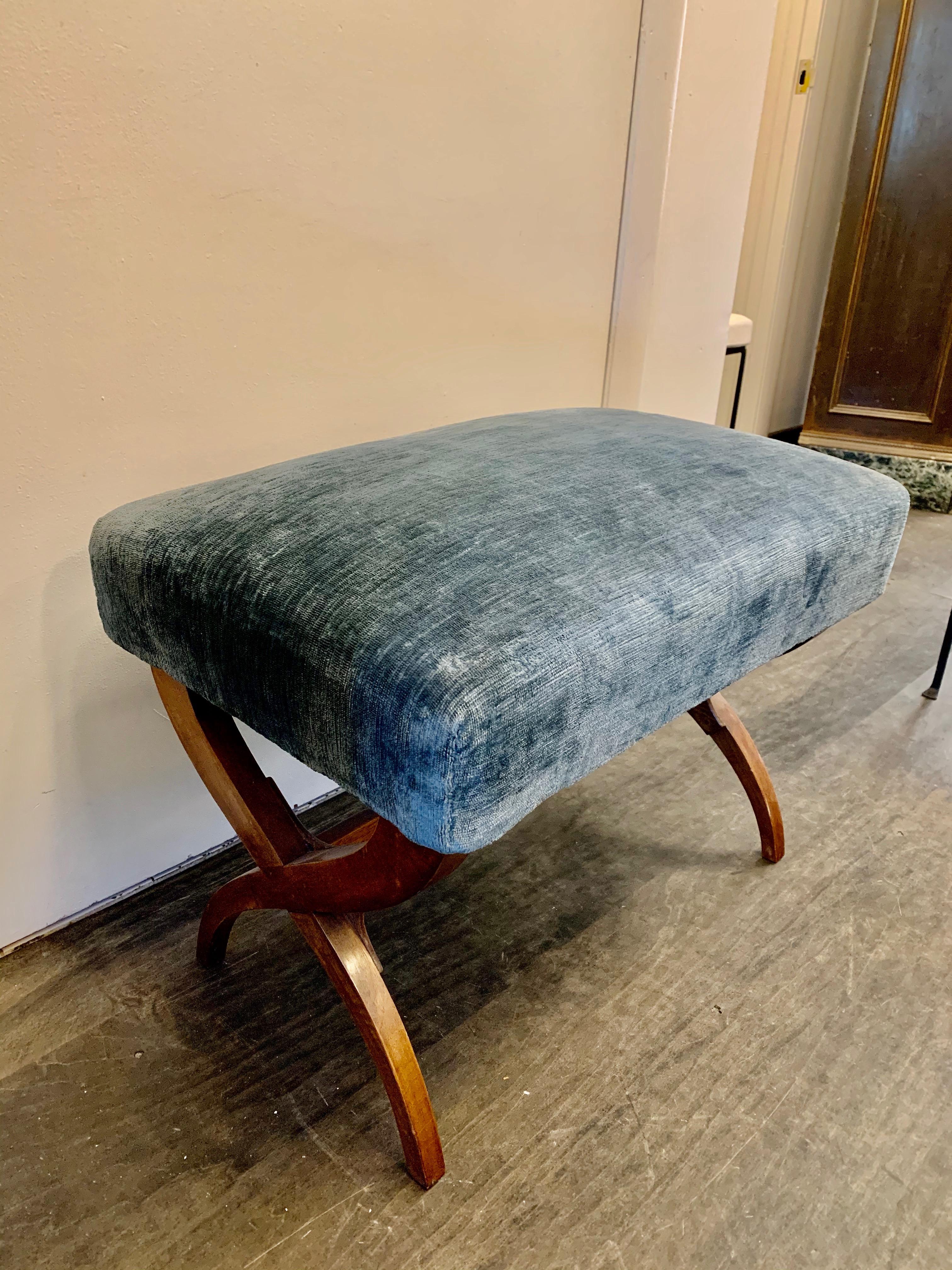 Mid-20th Century Exceptional Tomaso Buzzi Mahogany Bench For Sale