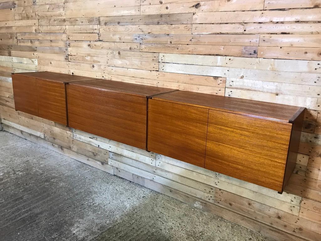 Exceptional Totally Free-Hanging XL Teak 1960 Retro Sideboard / Credenza 4