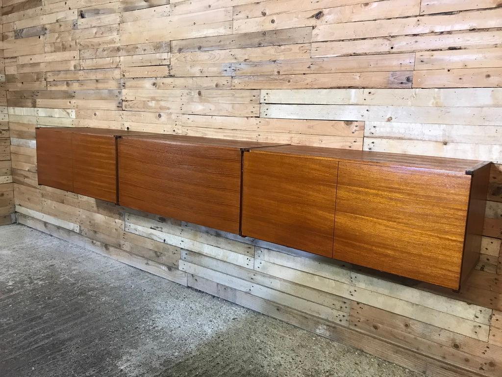Exceptional Totally Free-Hanging XL Teak 1960 Retro Sideboard / Credenza 5