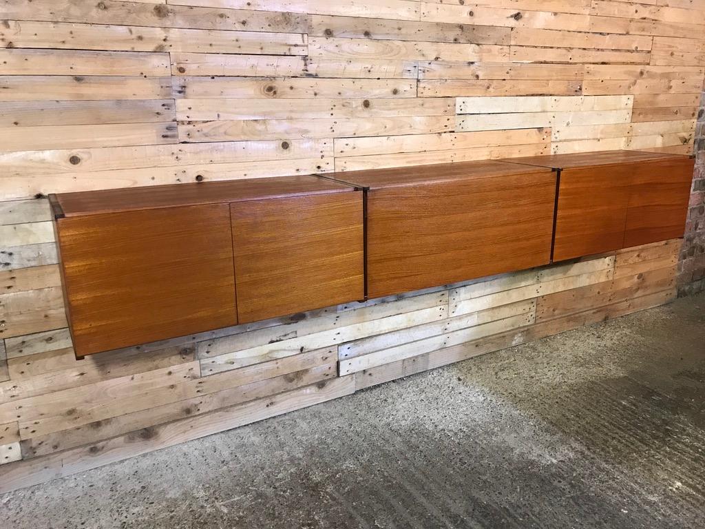 Exceptional Totally Free-Hanging XL Teak 1960 Retro Sideboard / Credenza 6