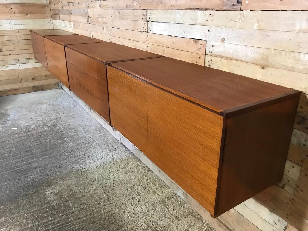 Exceptional Totally Free-Hanging XL Teak 1960 Retro Sideboard / Credenza 10