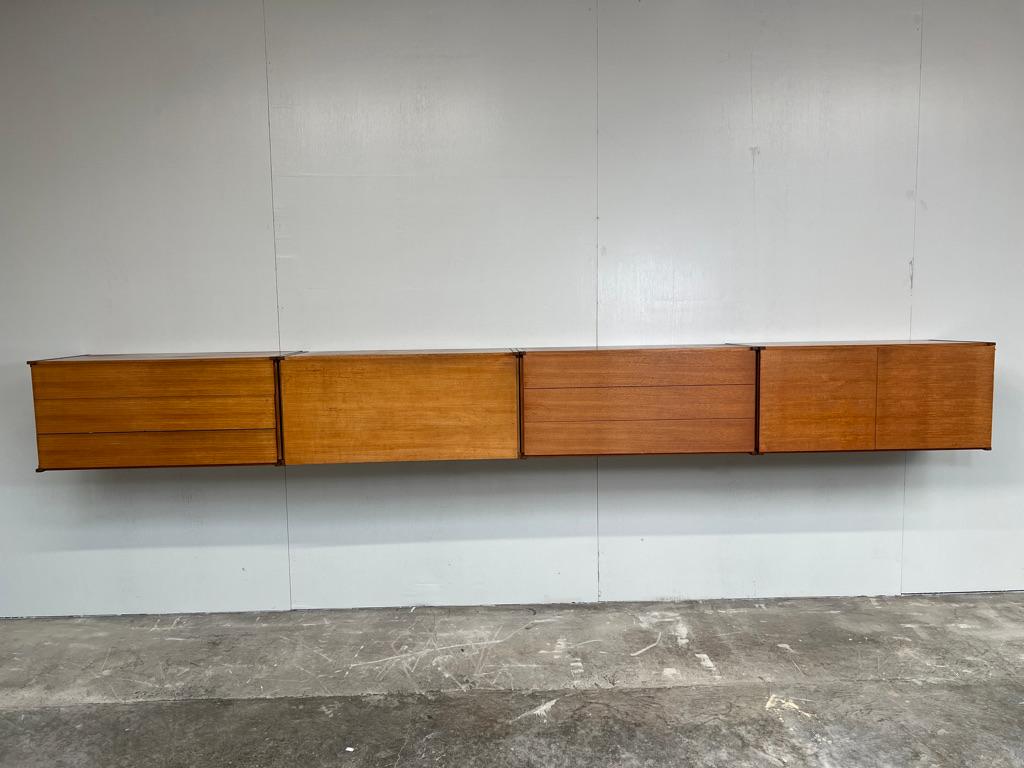 Mid-Century Modern Exceptional Totally Free-Hanging XL Teak 1960 Retro Sideboard / Credenza