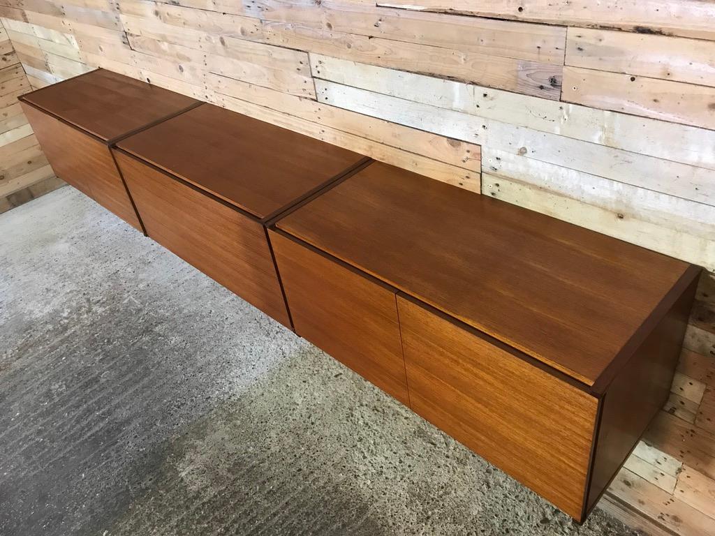 Exceptional Totally Free-Hanging XL Teak 1960 Retro Sideboard / Credenza In Good Condition In Markington, GB