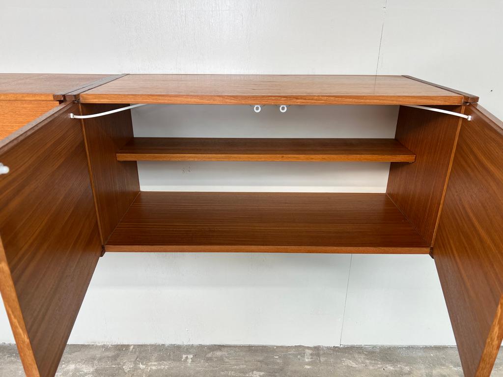 20th Century Exceptional Totally Free-Hanging XL Teak 1960 Retro Sideboard / Credenza