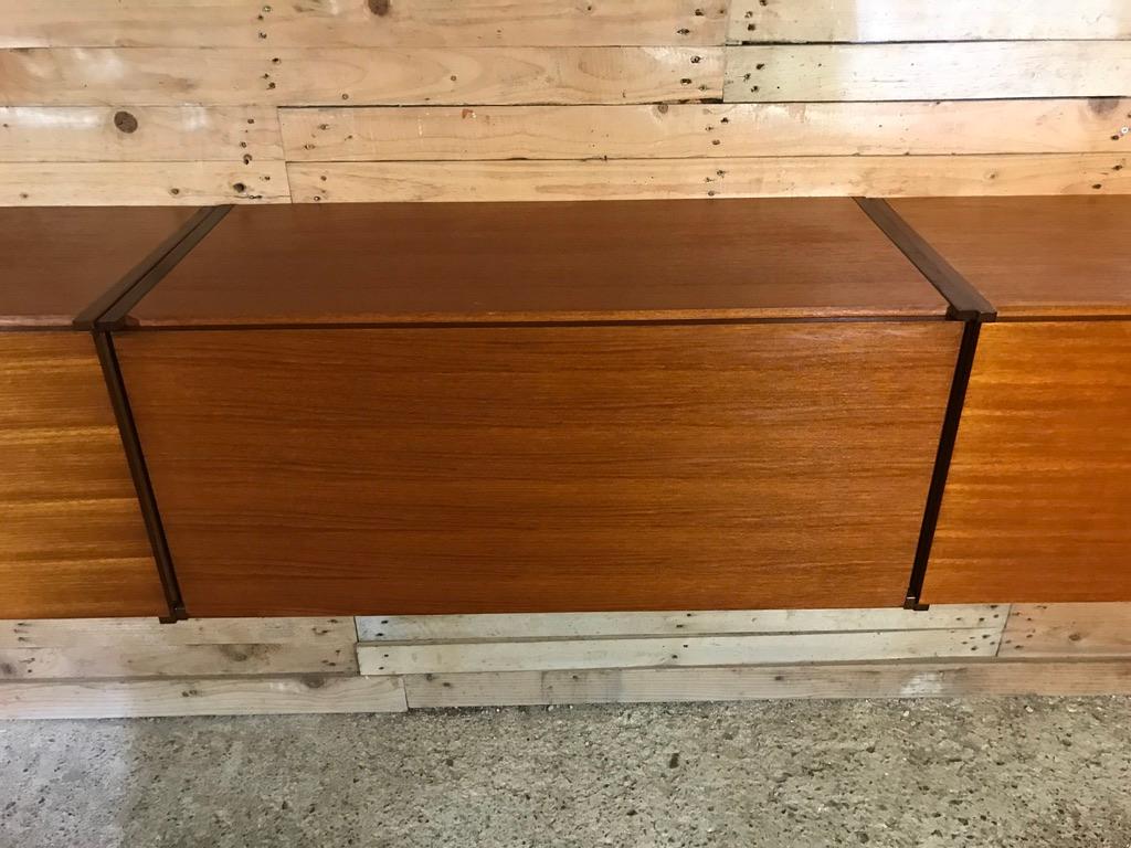 Exceptional Totally Free-Hanging XL Teak 1960 Retro Sideboard / Credenza 2