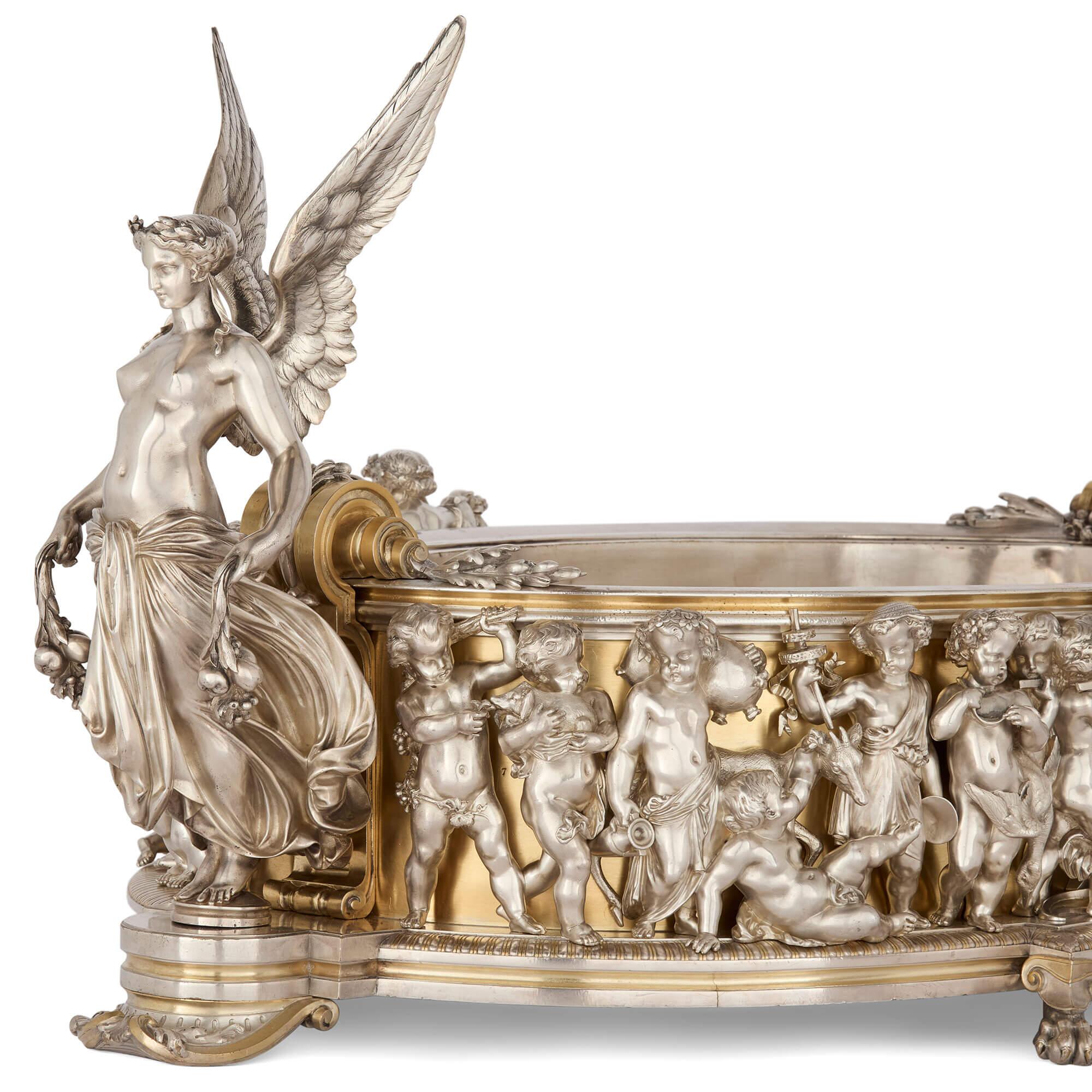 Neoclassico Eccezionale Jardinière di Christofle in ormolu e bronzo argentato di grandi dimensioni in vendita
