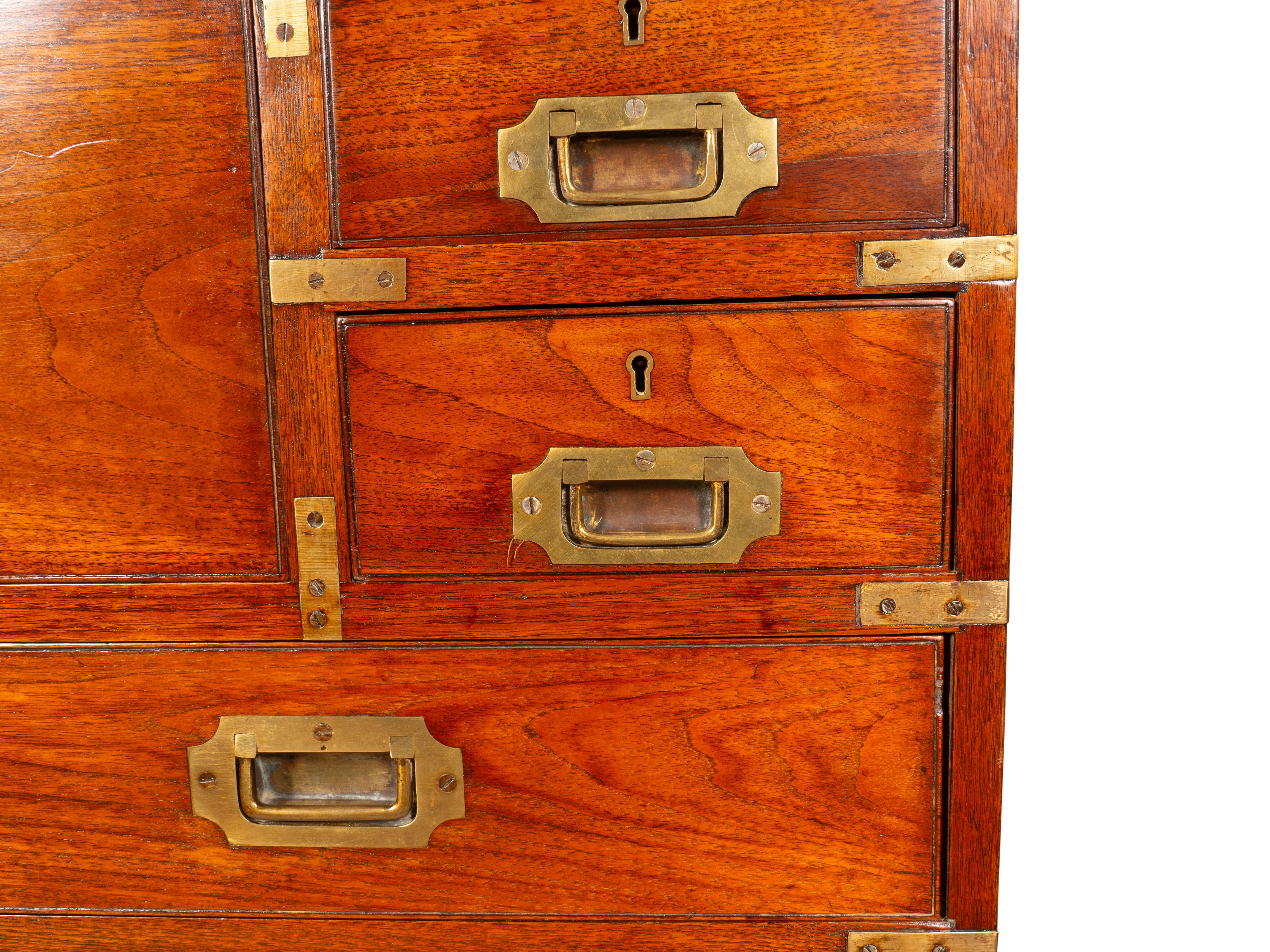 Eccezionale cassapanca vittoriana in teak Campaigner in vendita 8