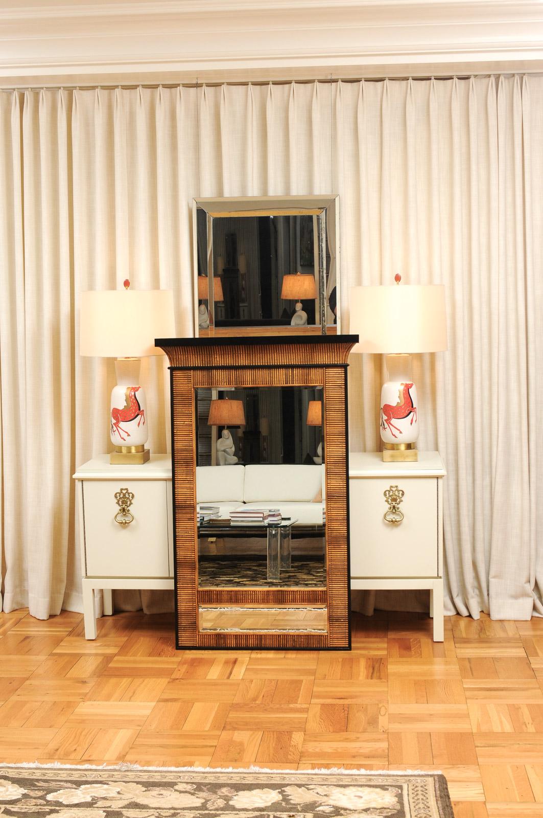 Außergewöhnliche Vintage Bamboo Rattan Cane und schwarzem Lack Spiegel - Pr verfügbar (Organische Moderne) im Angebot