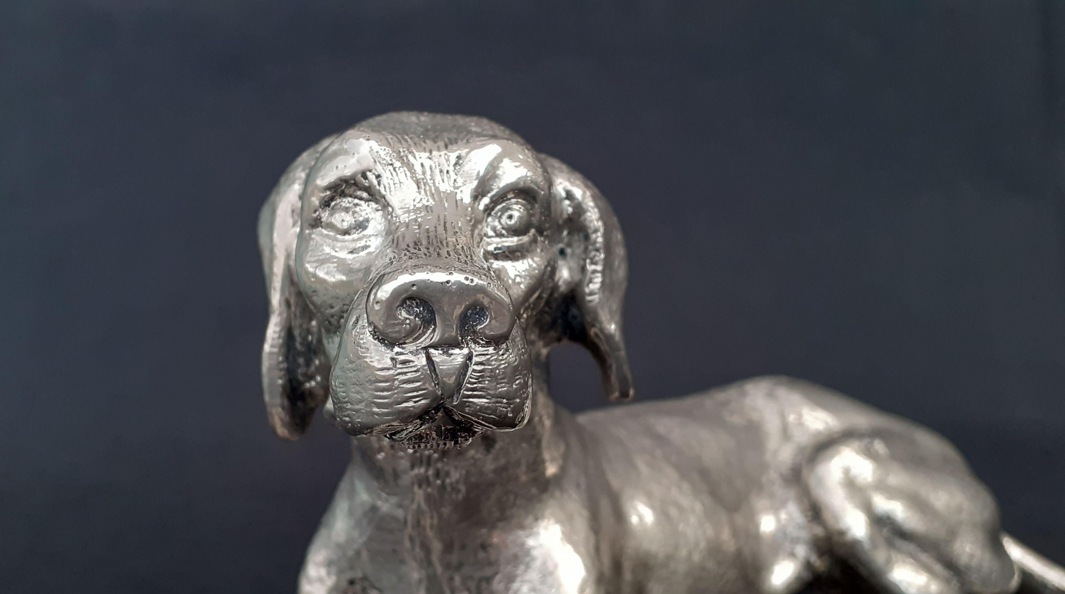 Exceptional Vintage GUCCI Dog Sculpture in Bronze For Sale 8