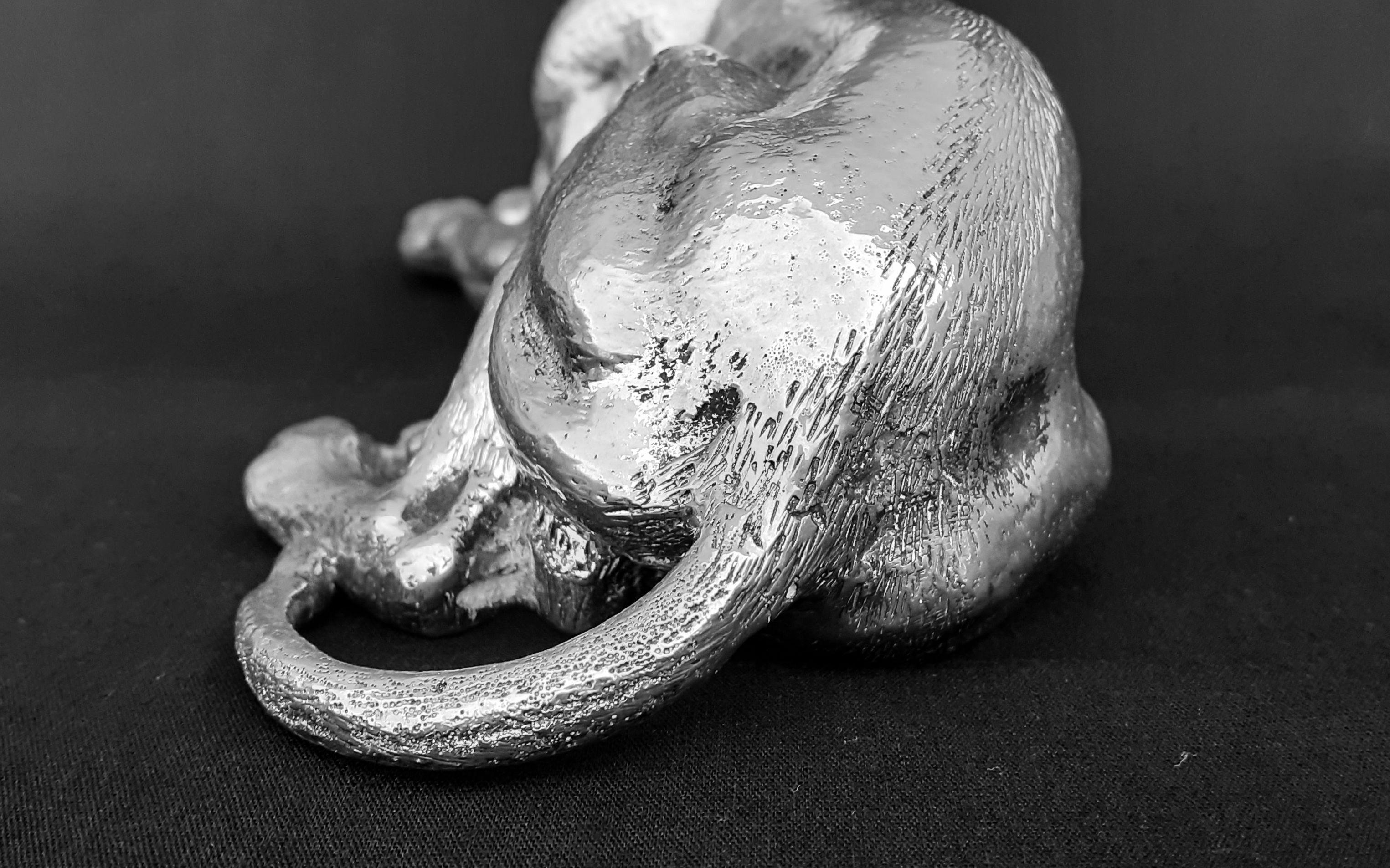 Exceptionnelle sculpture vintage de chien GUCCI en bronze en vente 3