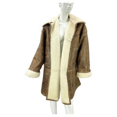 Exceptionnel Vintage Gucci Tooled Leather Symbols Shearling Swing Coat Oversize