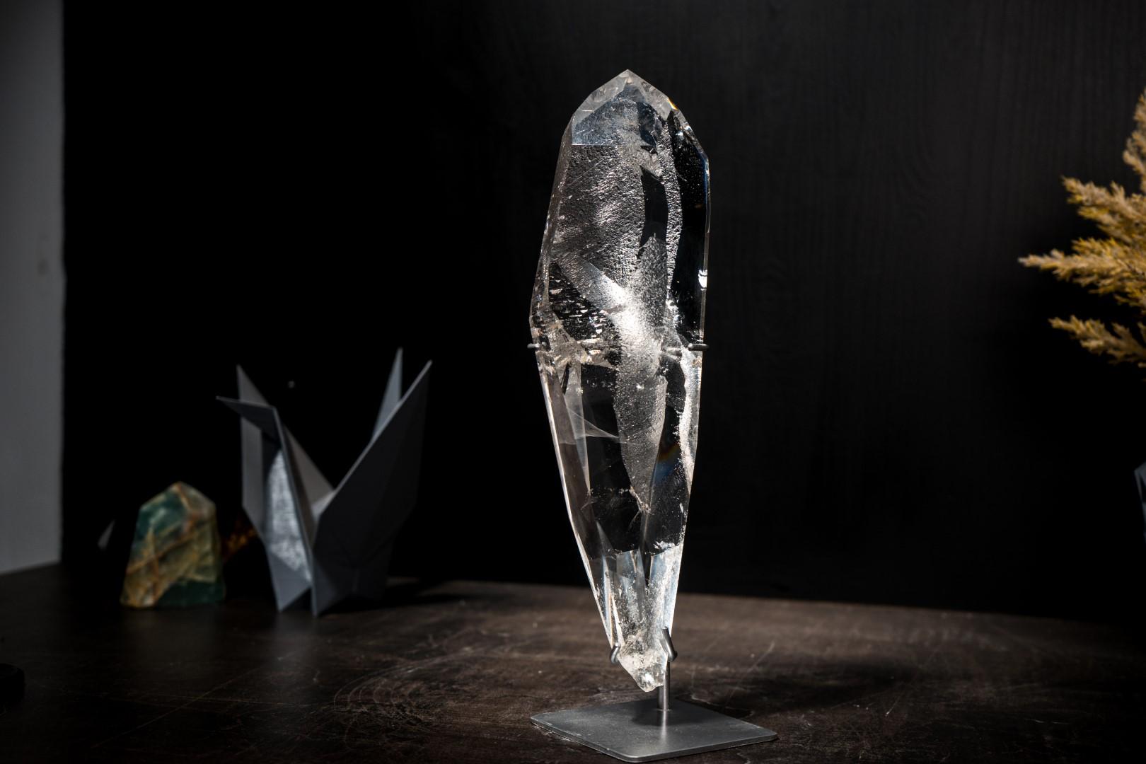 Real Lemurian Crystal Quartz Obelisk Point: Water-Clear Optical Transparency For Sale 8