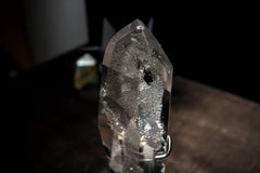 Point d'obélisque en cristal de Lemurian : Transparence optique à eau-forte