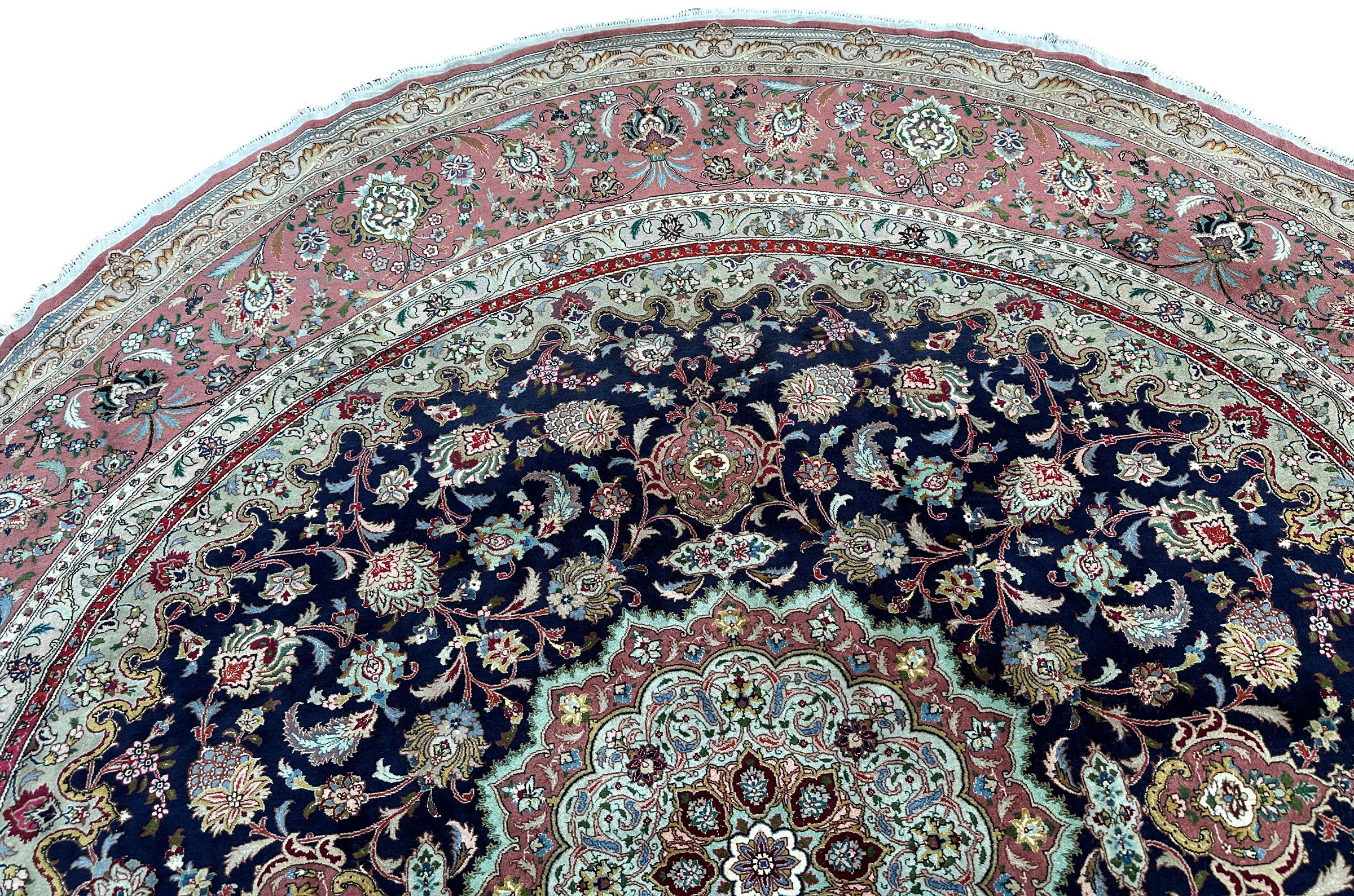 Außergewöhnliche Wolle & Seide Tabriz Teppich 298cmx298cm Feine persische Teppich 10x10 Runde im Angebot 4