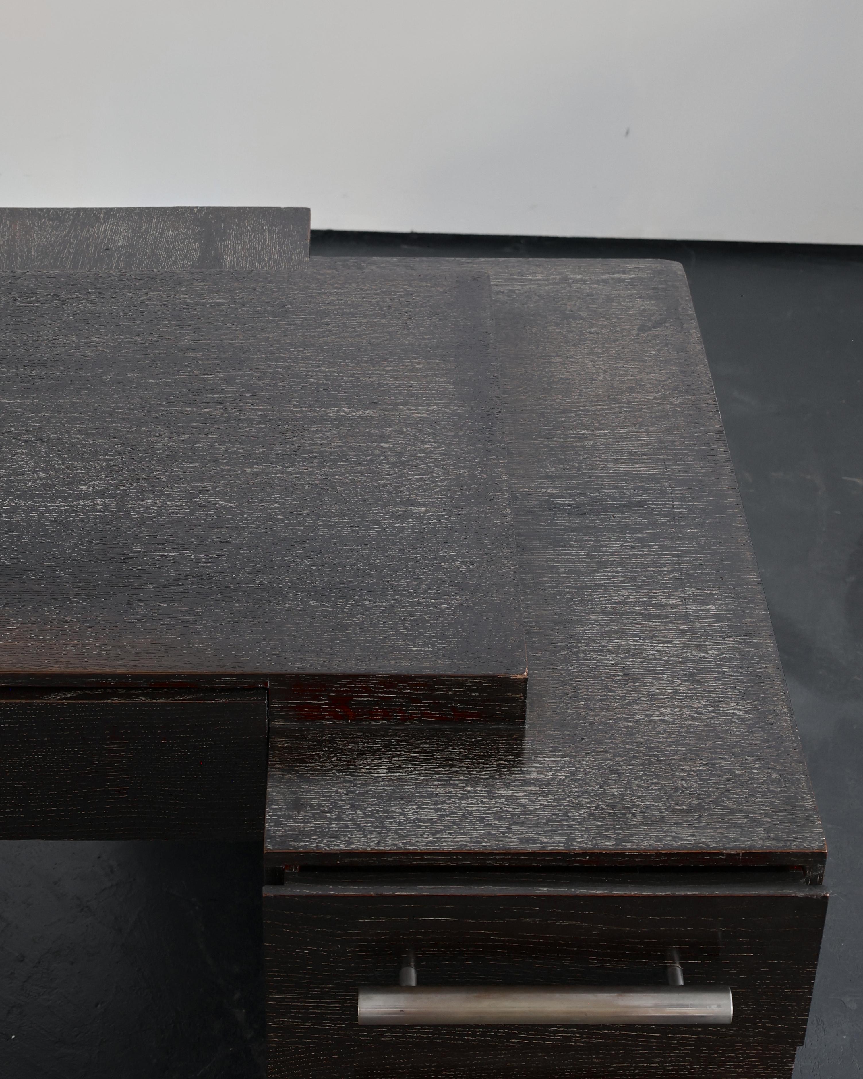 Eccezionale scrivania XL in rovere sbiancato modernista/decò francese del 1930 in vendita 6