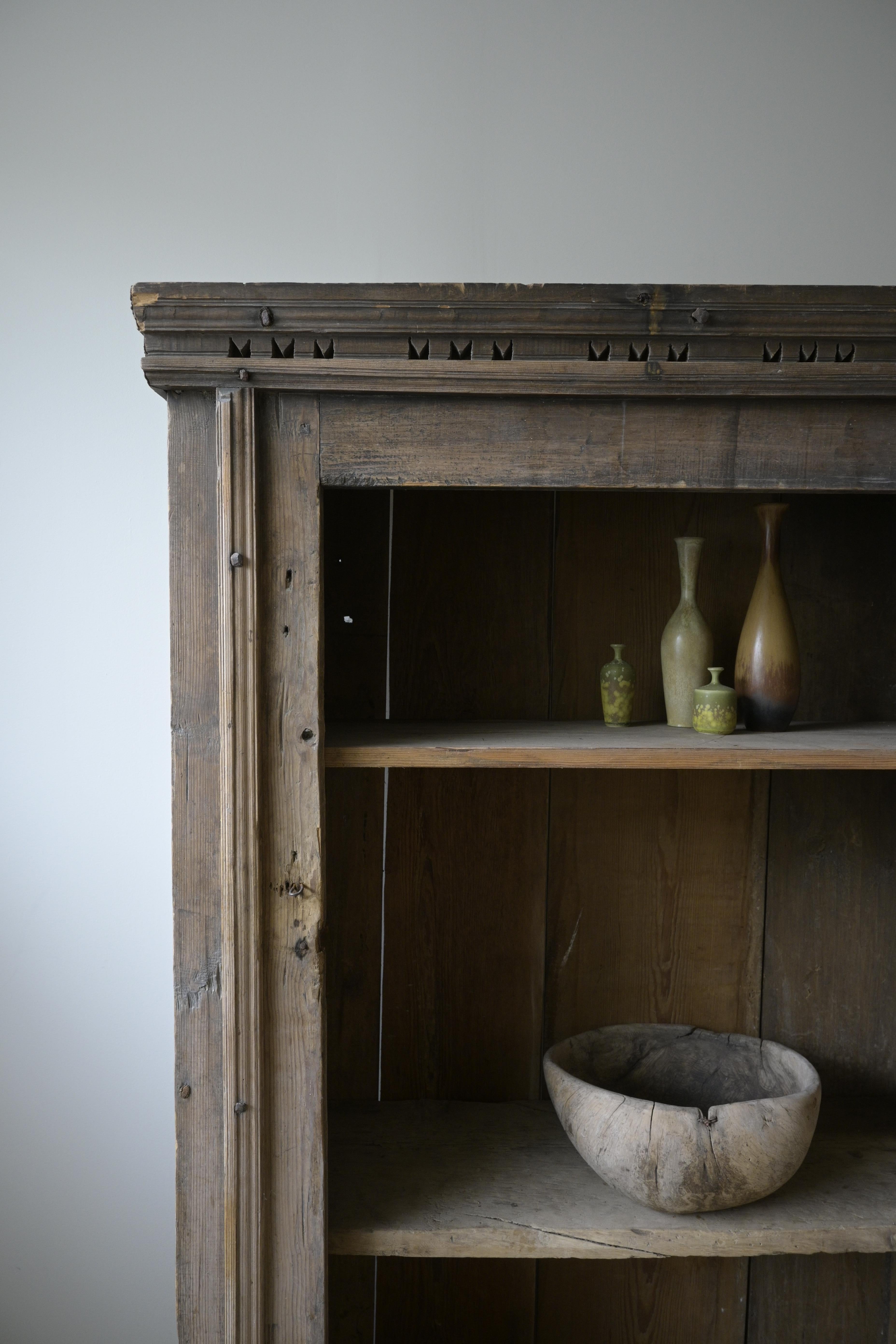 Exceptionally Early Swedish Primitive Cabinet, circa 1700–1730 For Sale 1