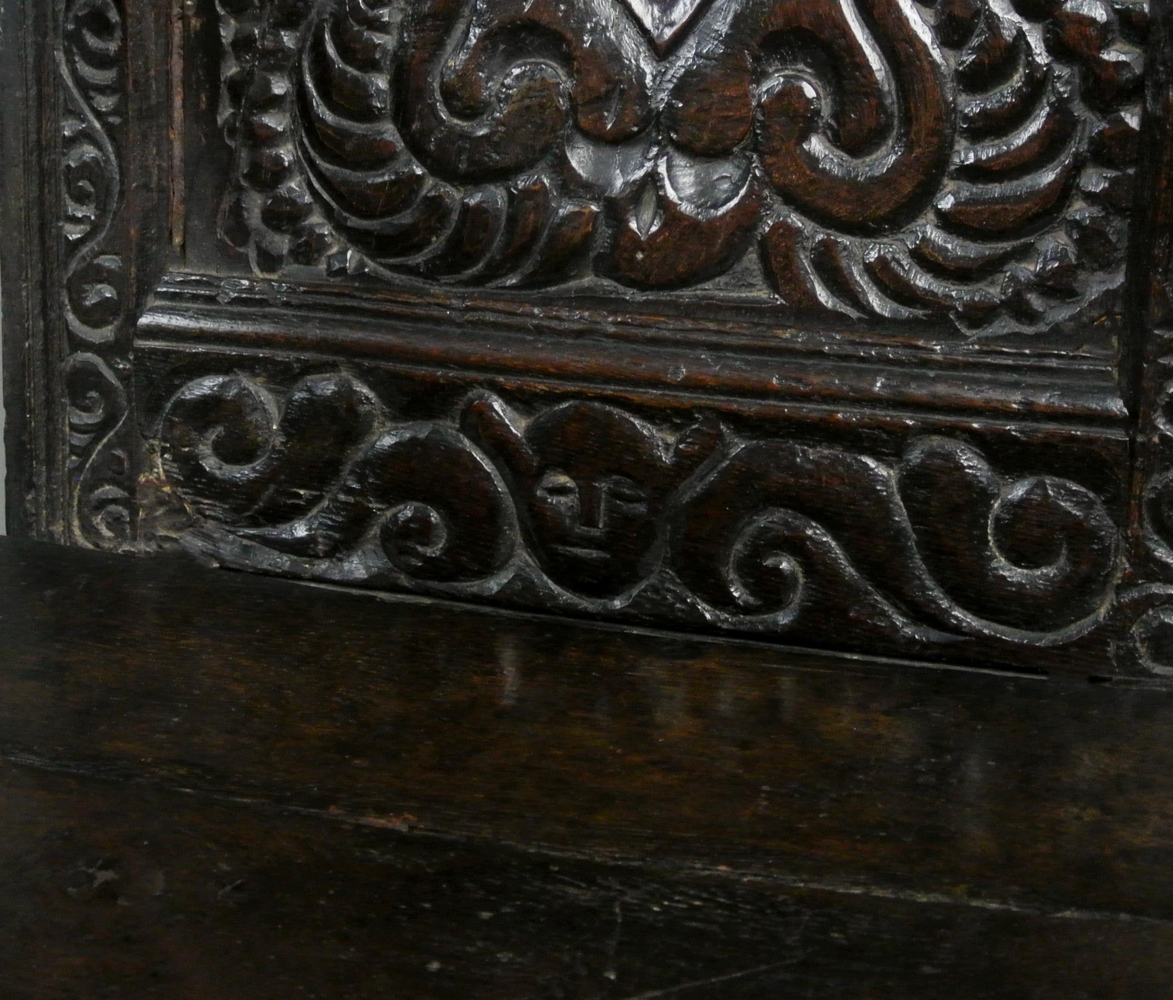 Außergewöhnlich feiner und seltener James I. Wainscot-Stuhl aus Eiche, datiert 1609 (Eichenholz) im Angebot