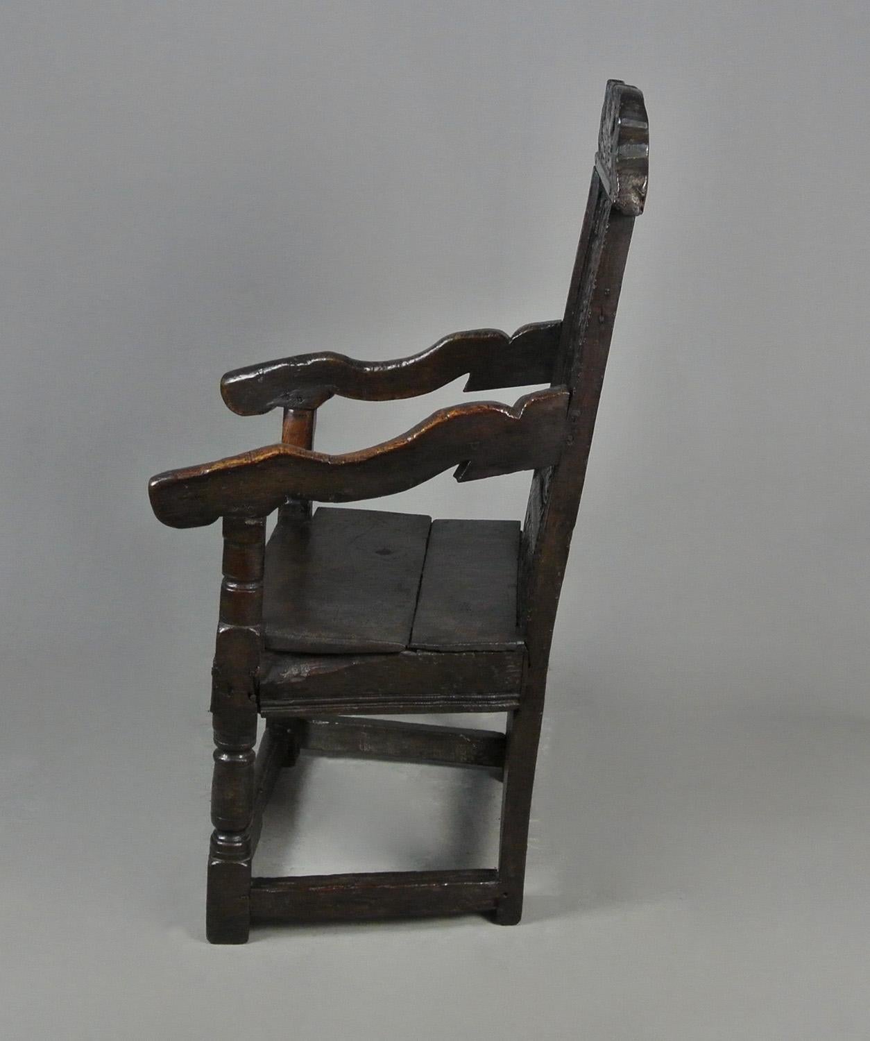 Außergewöhnlich feiner und seltener James I. Wainscot-Stuhl aus Eiche, datiert 1609 im Angebot 2