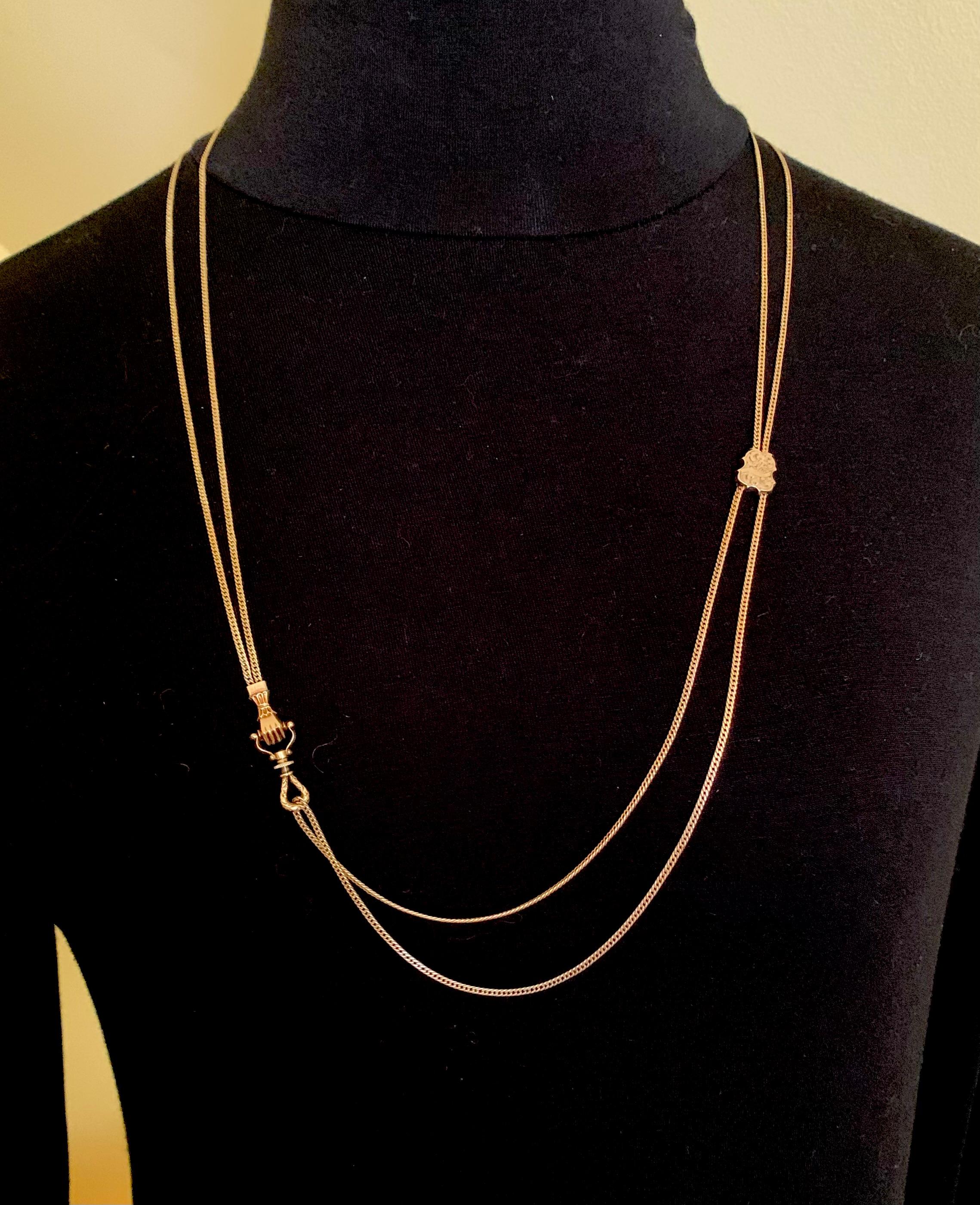 Collana con catena a scorrimento in oro 18 carati eccezionalmente lunga Mano Sautoir Circa 1840 In condizioni buone in vendita a New York, NY