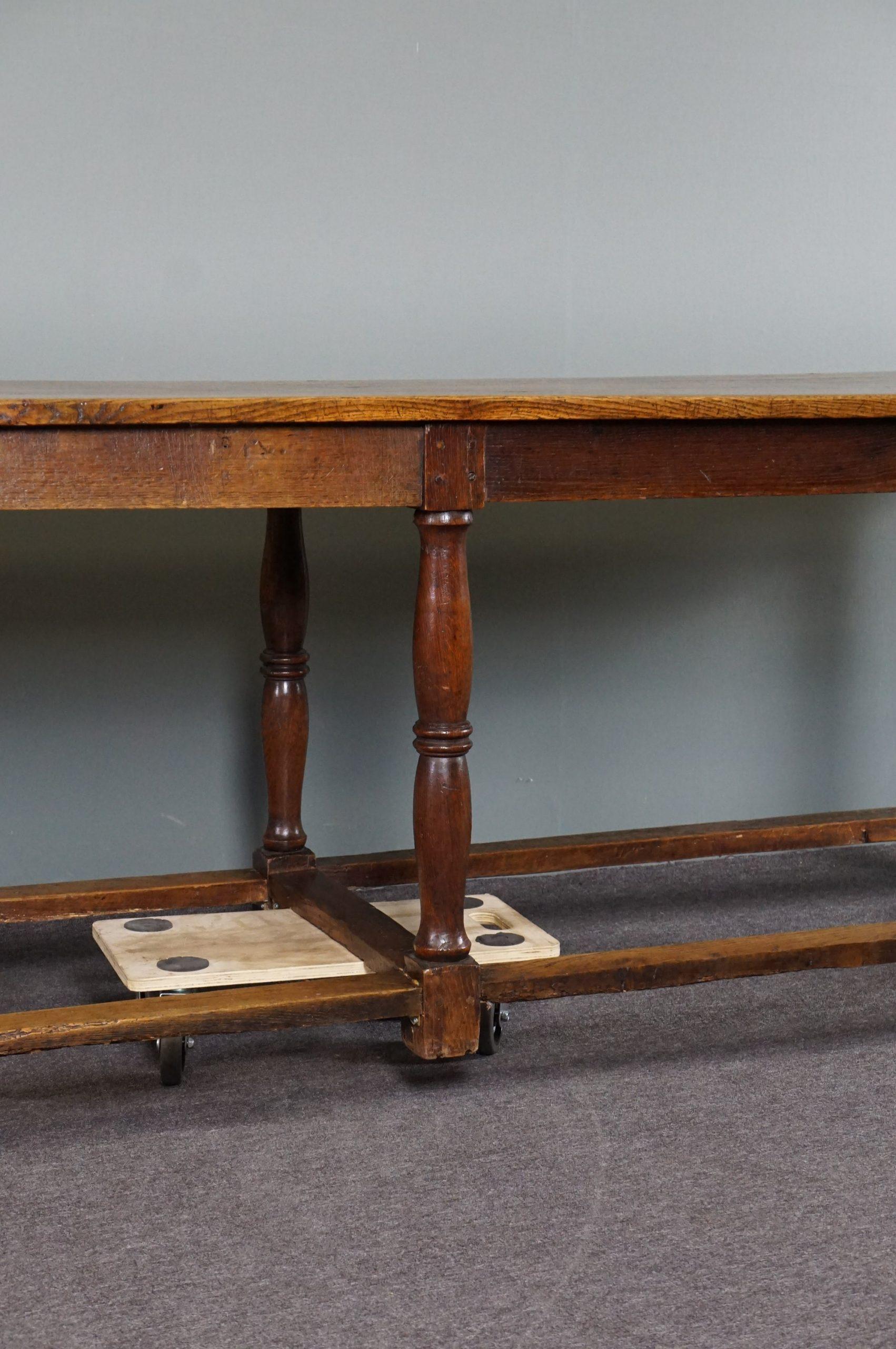 Very long antique 19th century English oak diningtable, 5 meter, Refectory table For Sale 3