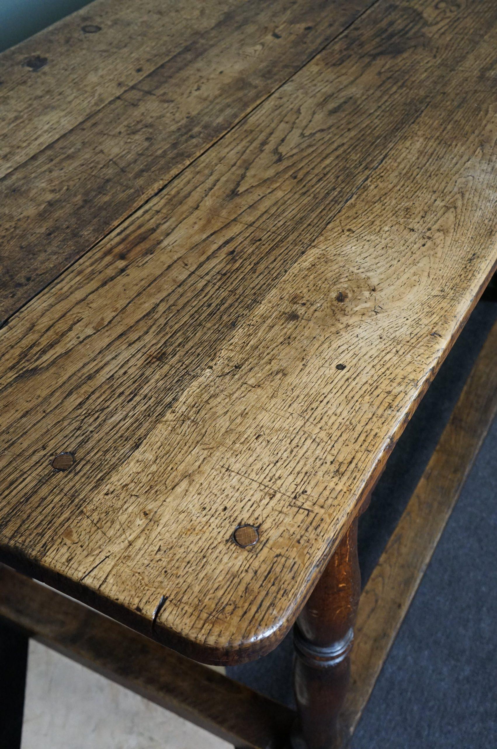 Very long antique 19th century English oak diningtable, 5 meter, Refectory table For Sale 5