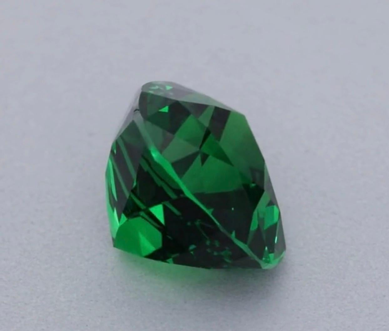 Women's or Men's Exceptionally Rare 11.51 Carat Vivid Green Tsavorite Garnet, AGL “Classic” For Sale