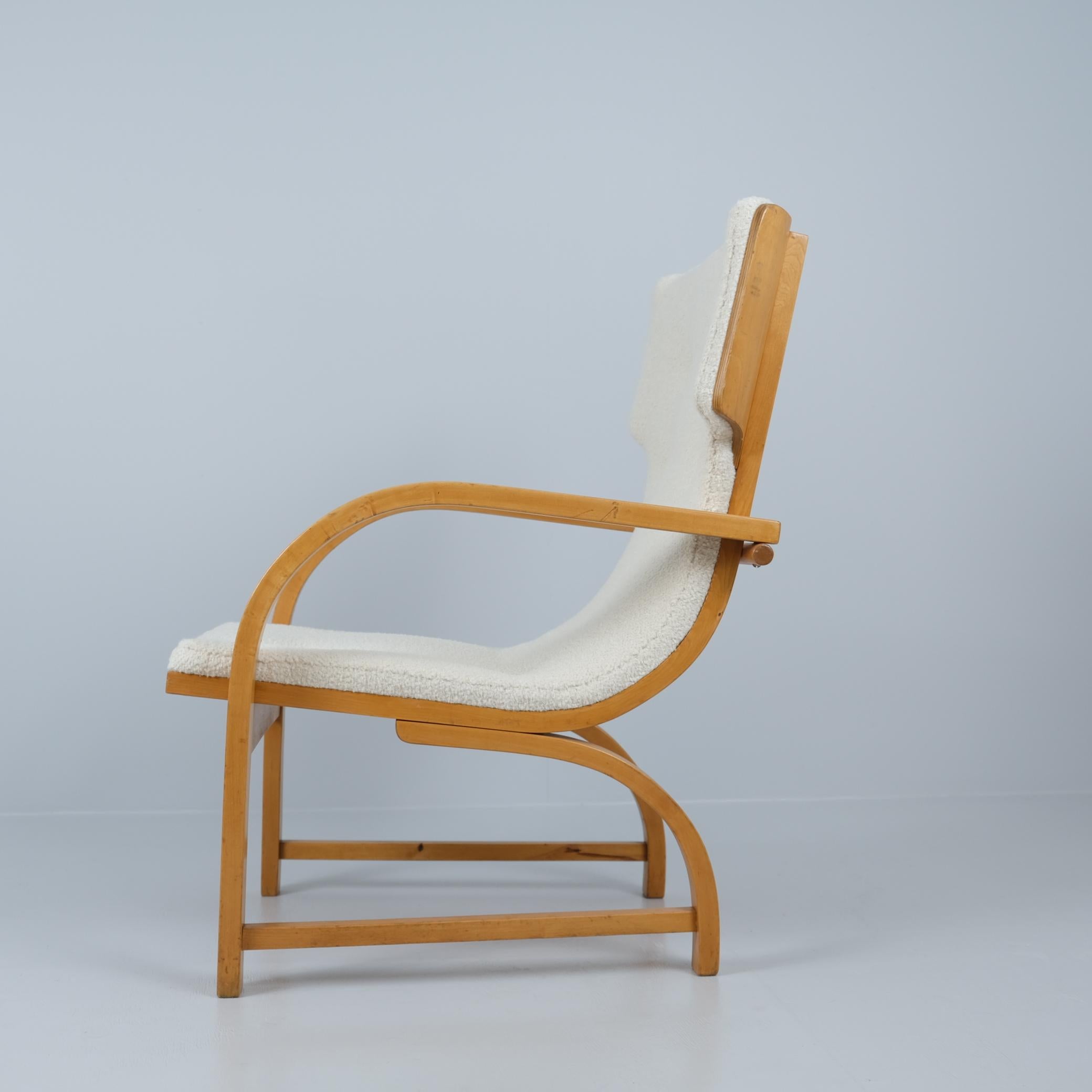 Exceptionnelle chaise Aino Aalto Model No. 3920, bouleau et laine blanche, Artek 1940s en vente 1