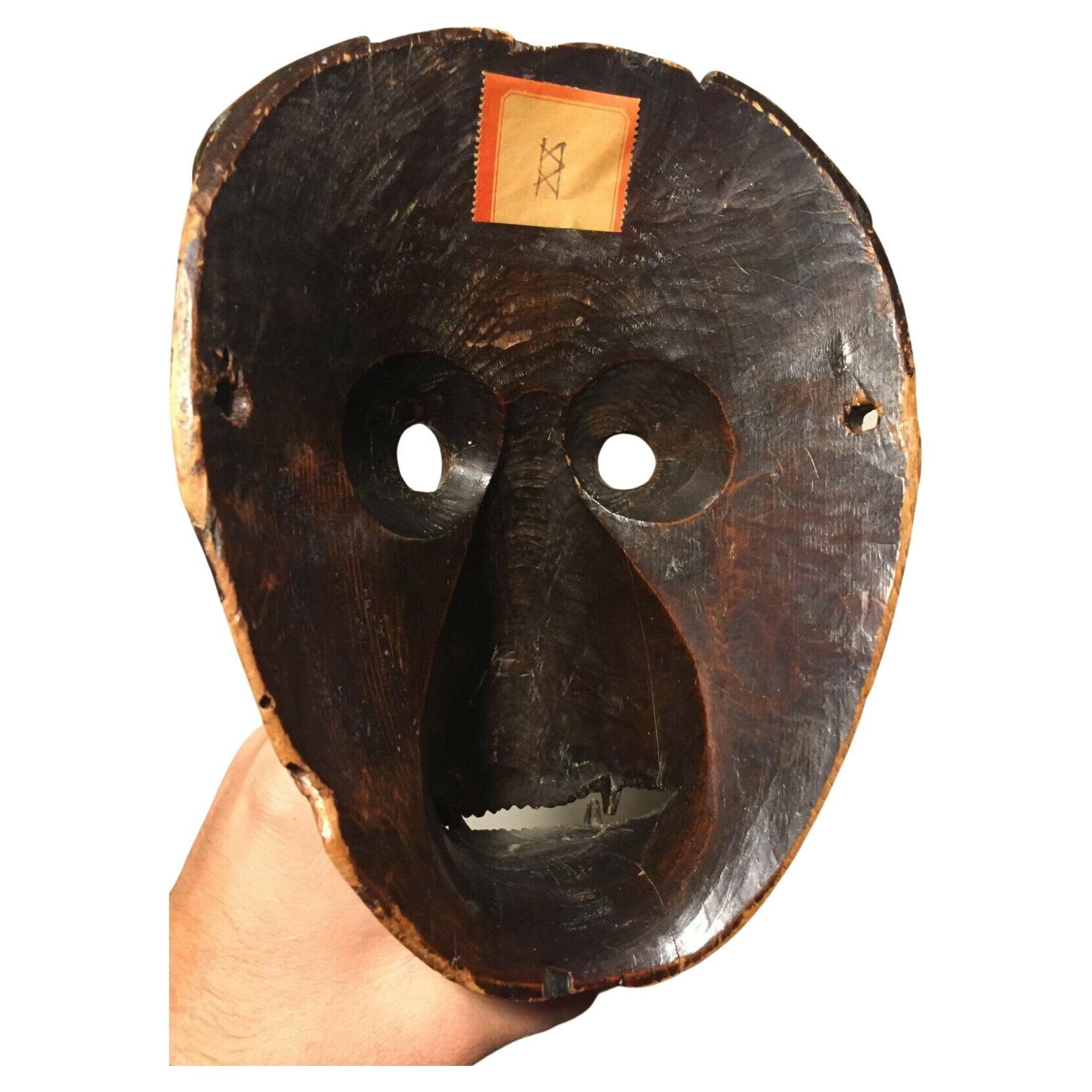 milo dog mask