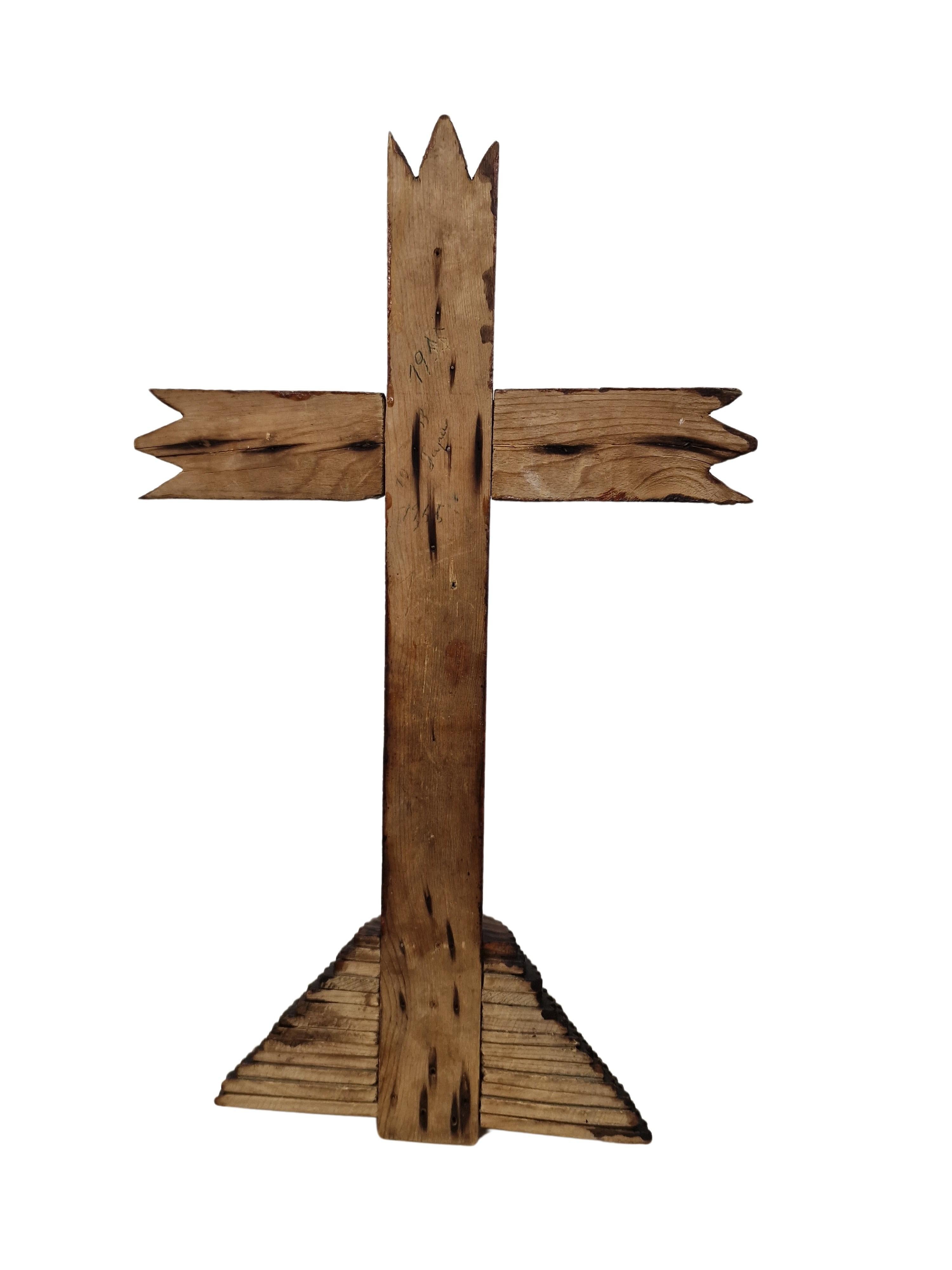 Croix d'une rareté exceptionnelle, tramp art, 1900, Schwarzwald/Autriche Bon état - En vente à Wien, AT