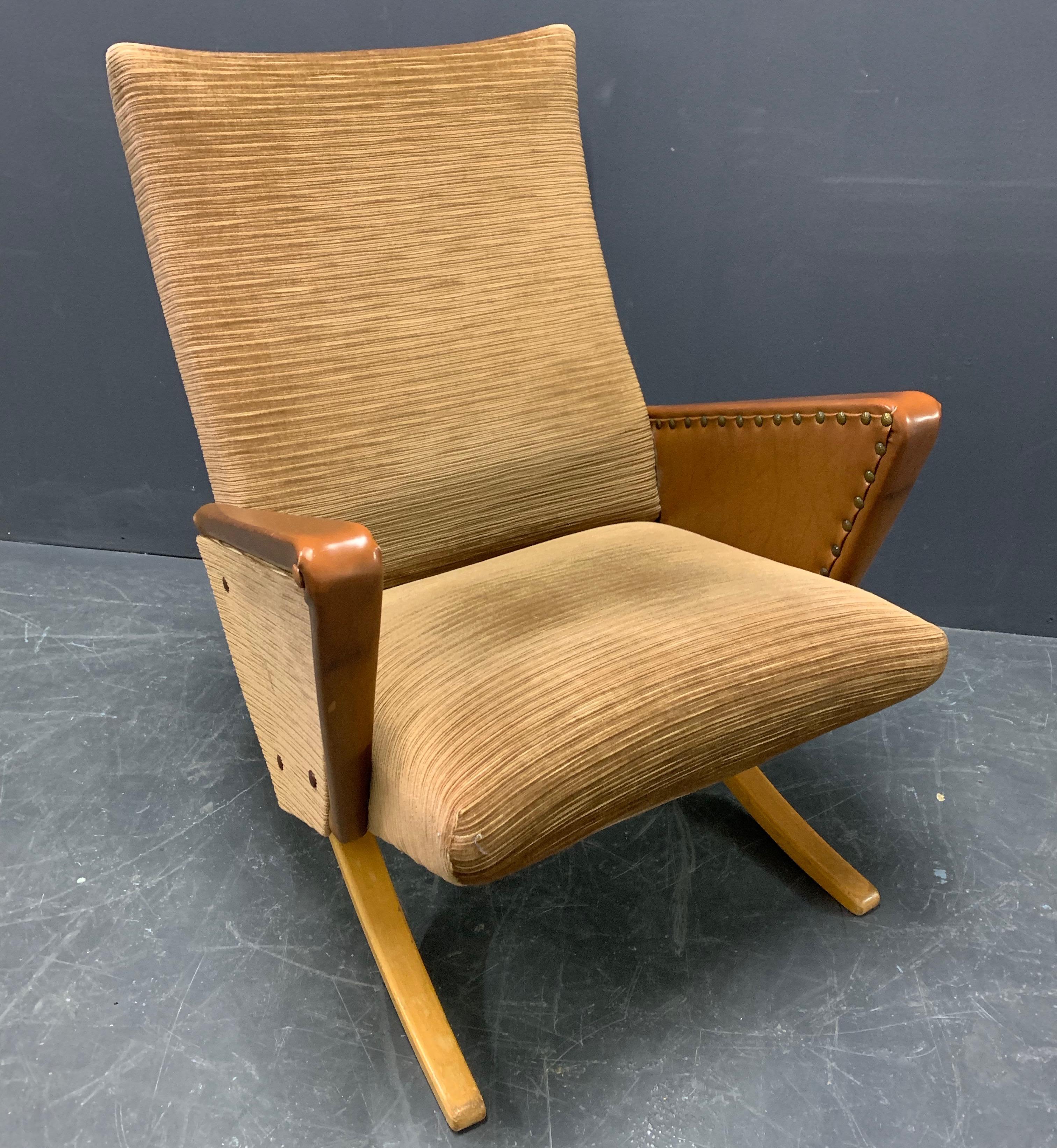 Mid-20th Century Exceptionally Rare, Possibly Unique Lounge chair by Arnold Bode For Sale