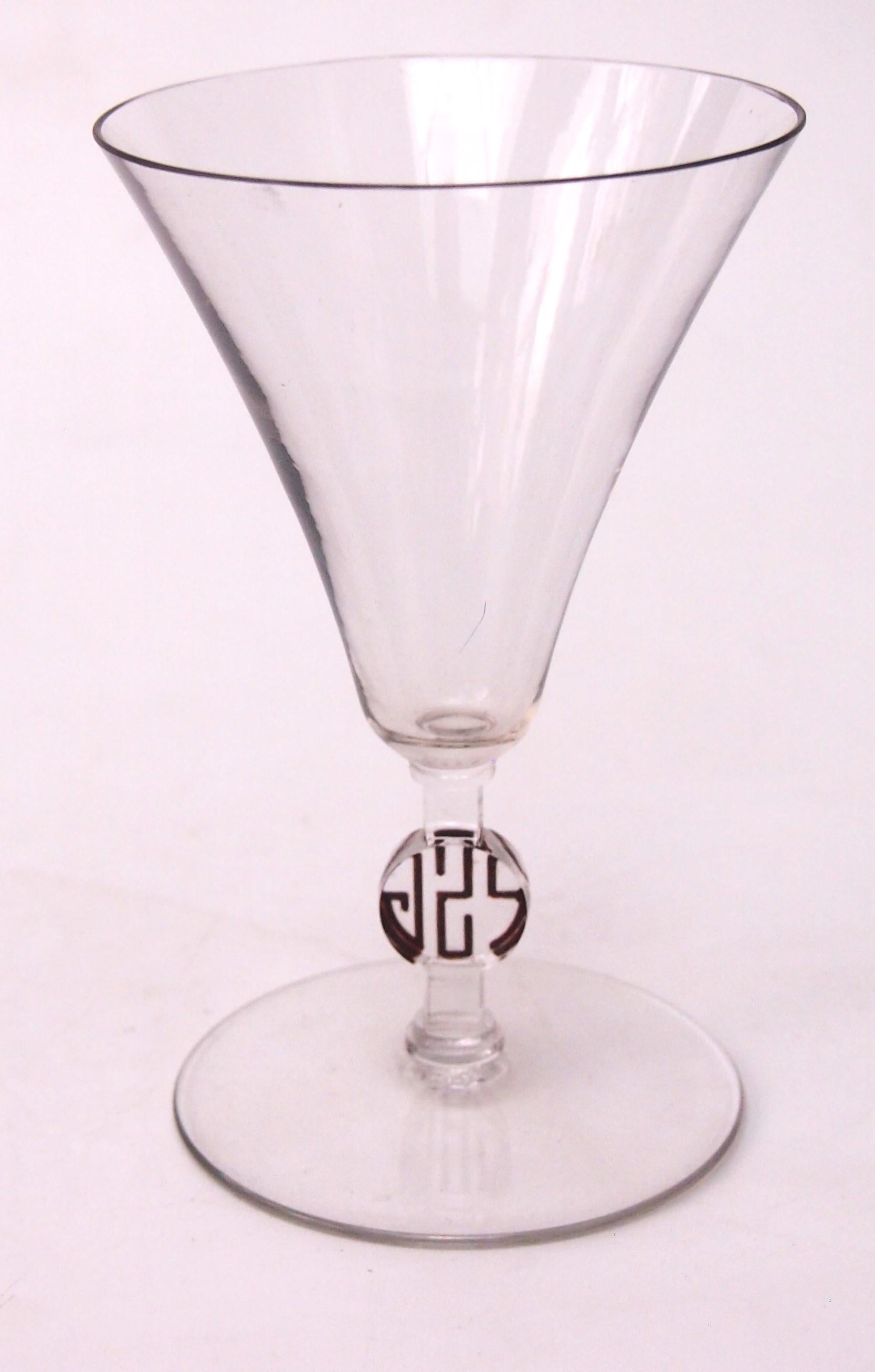 Excepcionalmente Raro René Lalique firmado PSG -Esmalte rojo- Monograma de cristal 1925 Art Decó en venta