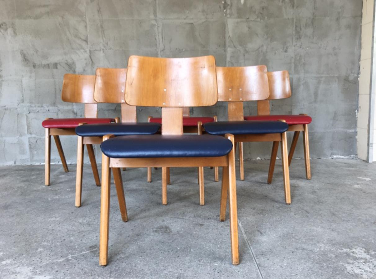 Exceptionally Rare Set of 6 Robin Day Hillestak Chairs, 1950s In Fair Condition For Sale In Sofia, BG