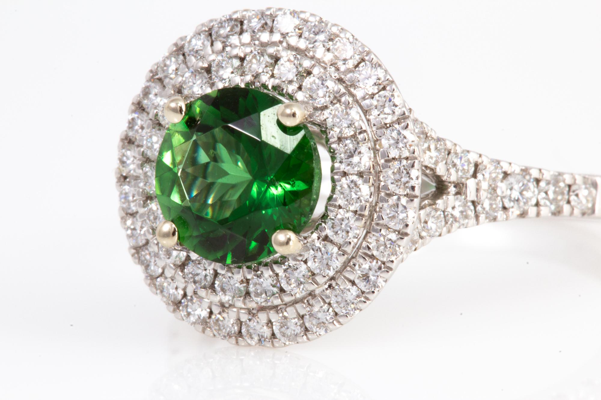Exceptionally Well Cut 1.26 Carat Chrome Tourmaline and Diamond Ring For Sale 5
