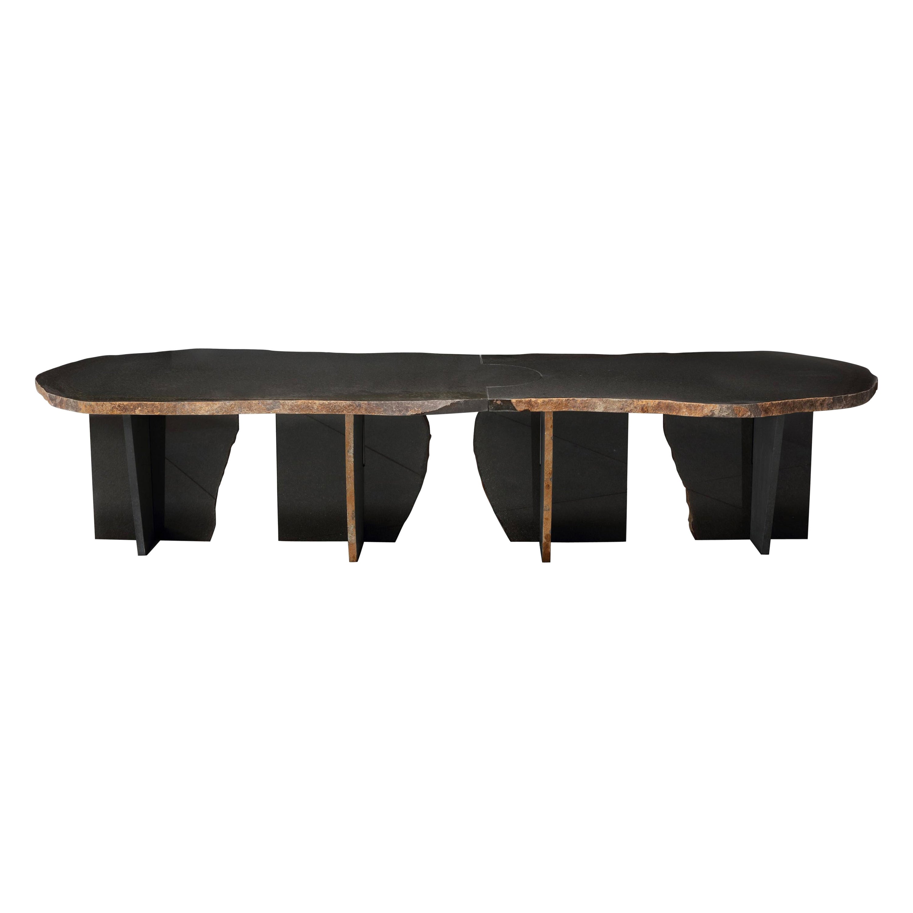 Excepcional Mesa Baja de Piedra Volcánica Daté Kan, Kaaron y Okurayama Studio
