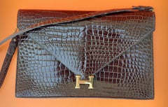 Exceptionnal Hermès Lydie Bag Clutch Brown Crocodile and Matching Card Holder