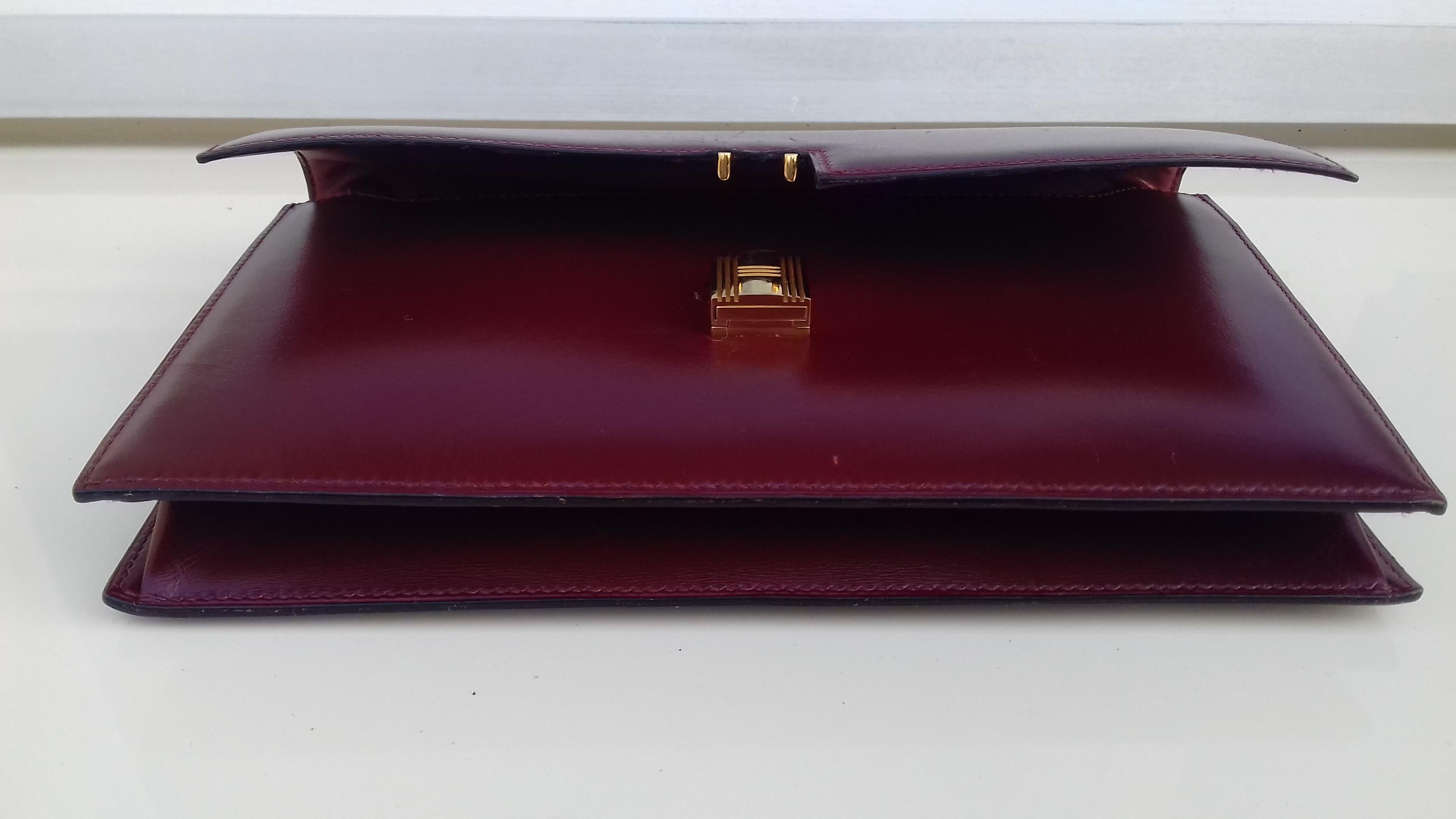 Exceptionnal Rare Vintage Hermès Padlock Purse Clutch Bag Burgundy Leather Ghw 9