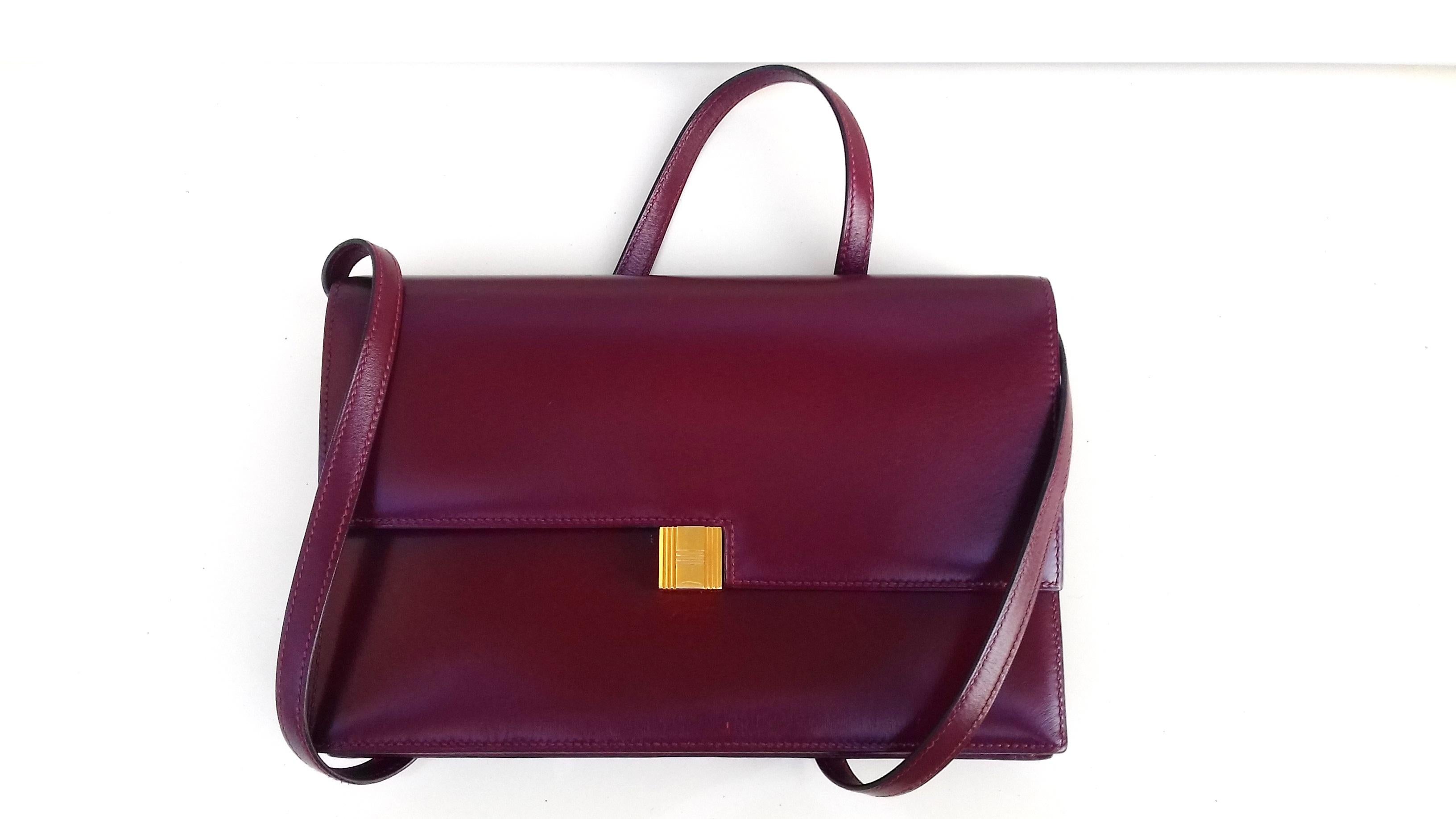 Exceptionnal Rare Vintage Hermès Padlock Purse Clutch Bag Burgundy Leather Ghw 12