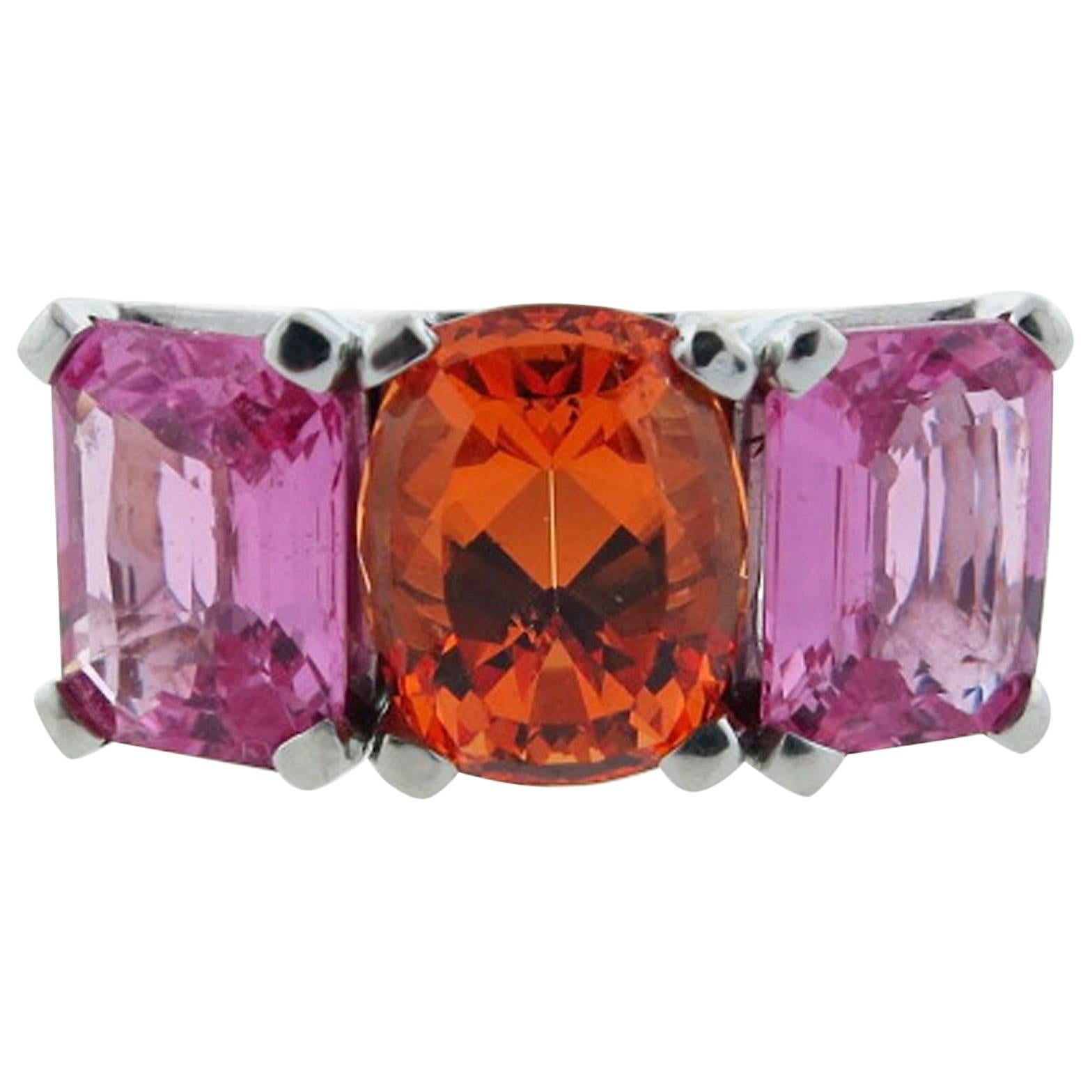 Exciting 18 Karat Natural Pink Sapphire and Mandarin Garnet Ring