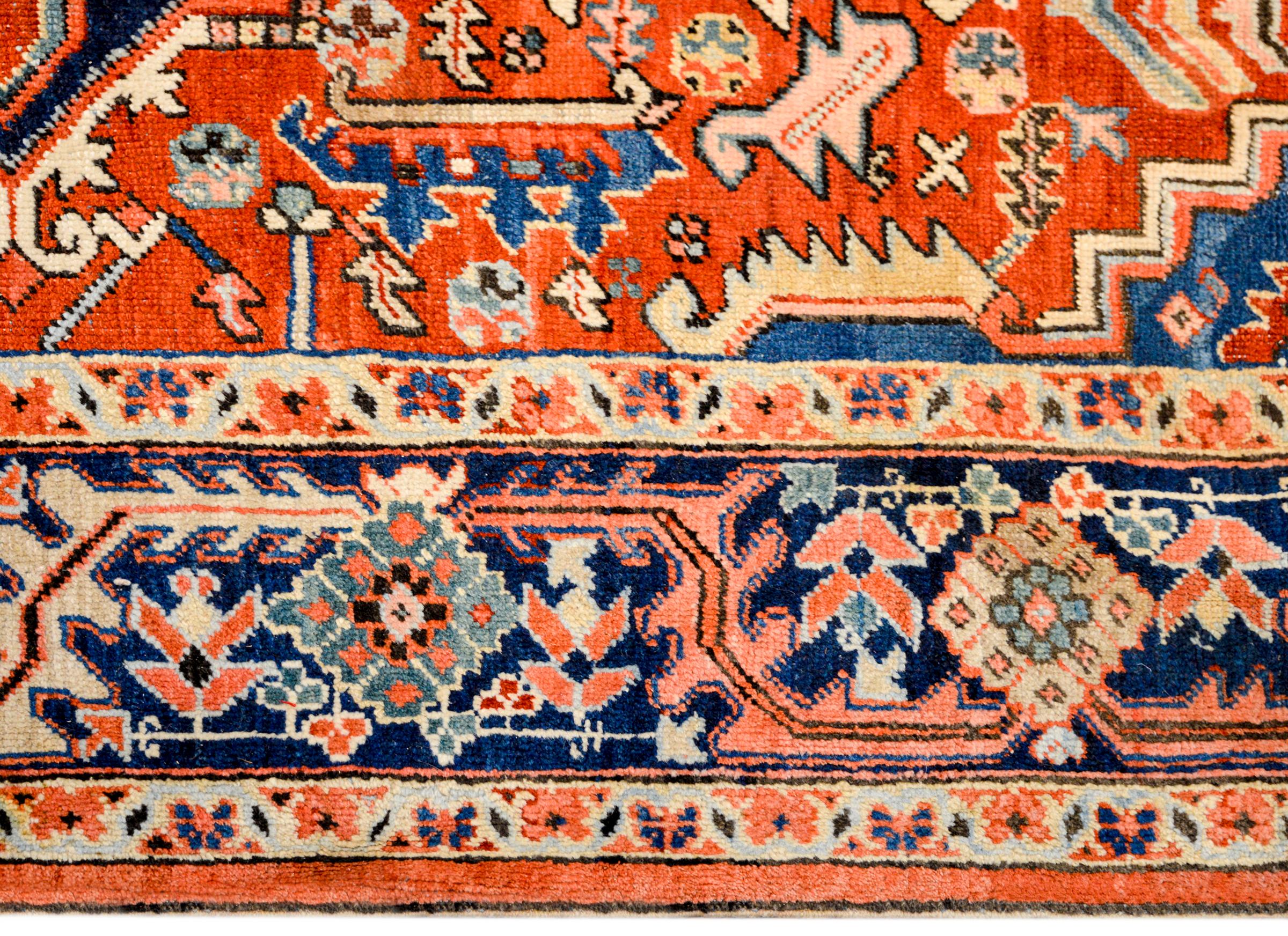 Exciting Early 20th Century Heriz Rug In Good Condition In Chicago, IL