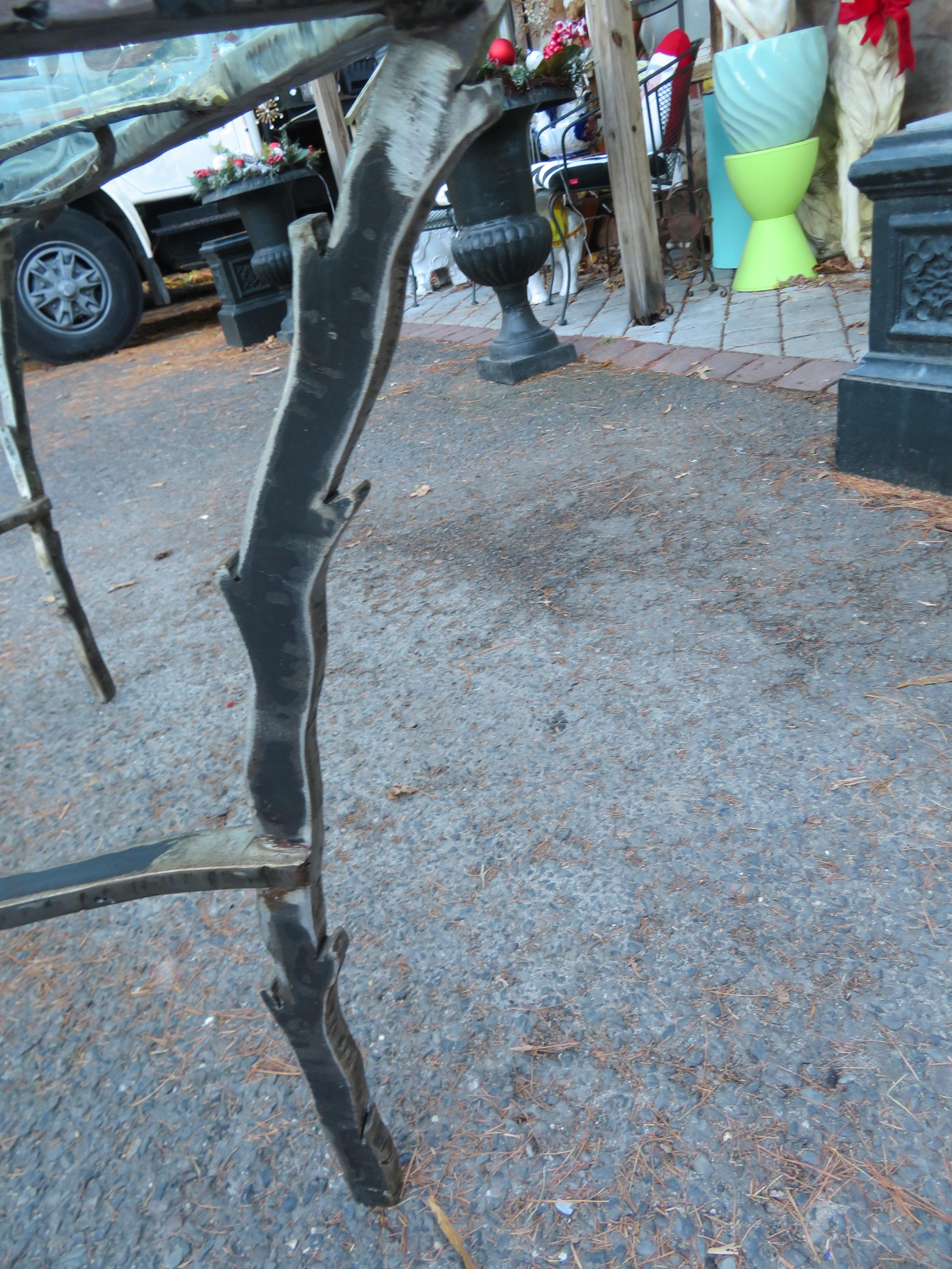 Silas Seandel passionnante table à fleurs en acier forgé et bronze mi-siècle moderne en vente 4