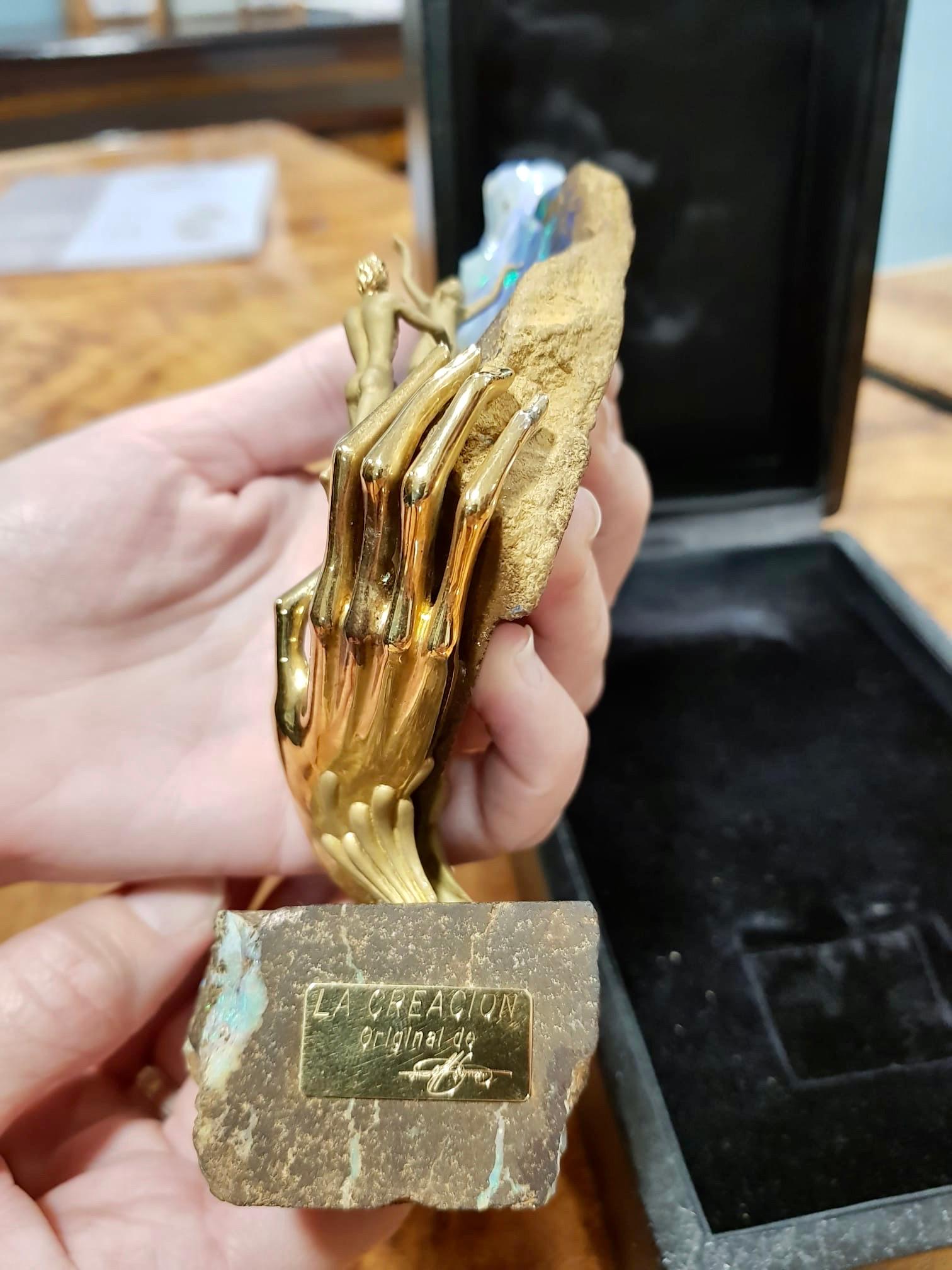 Exclusive Carrera y Carrera's Sculpture in 18k Gold Inverell Australian Opal 2