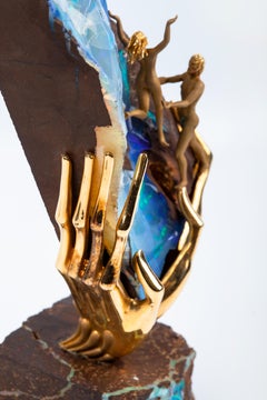 Exclusive Carrera y Carrera's Sculpture in 18k Gold Inverell Australian Opal