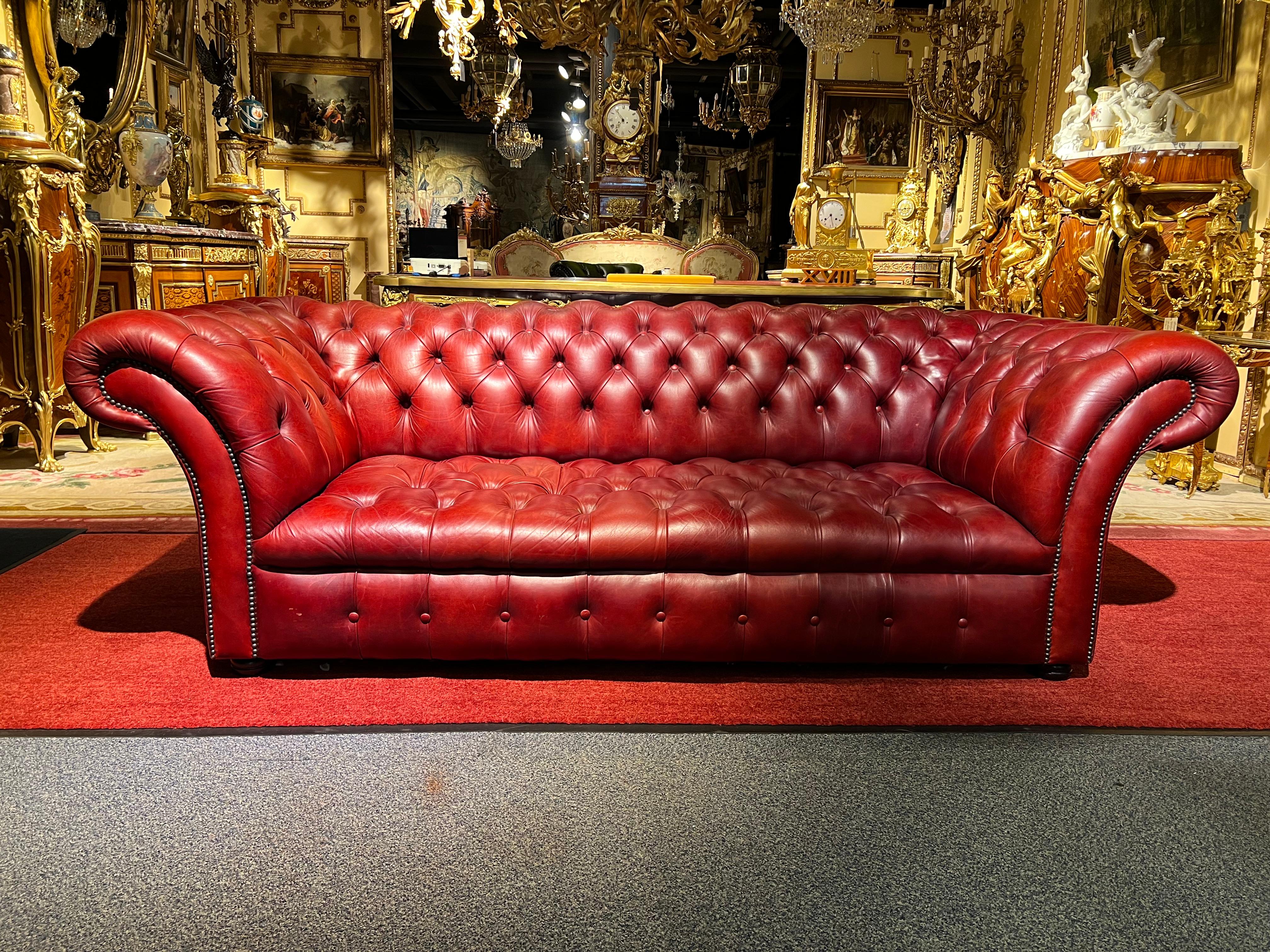 Red Leather Chesterfield Sofa with Button Down Seat from Designer Von Wilmowski For Sale 5