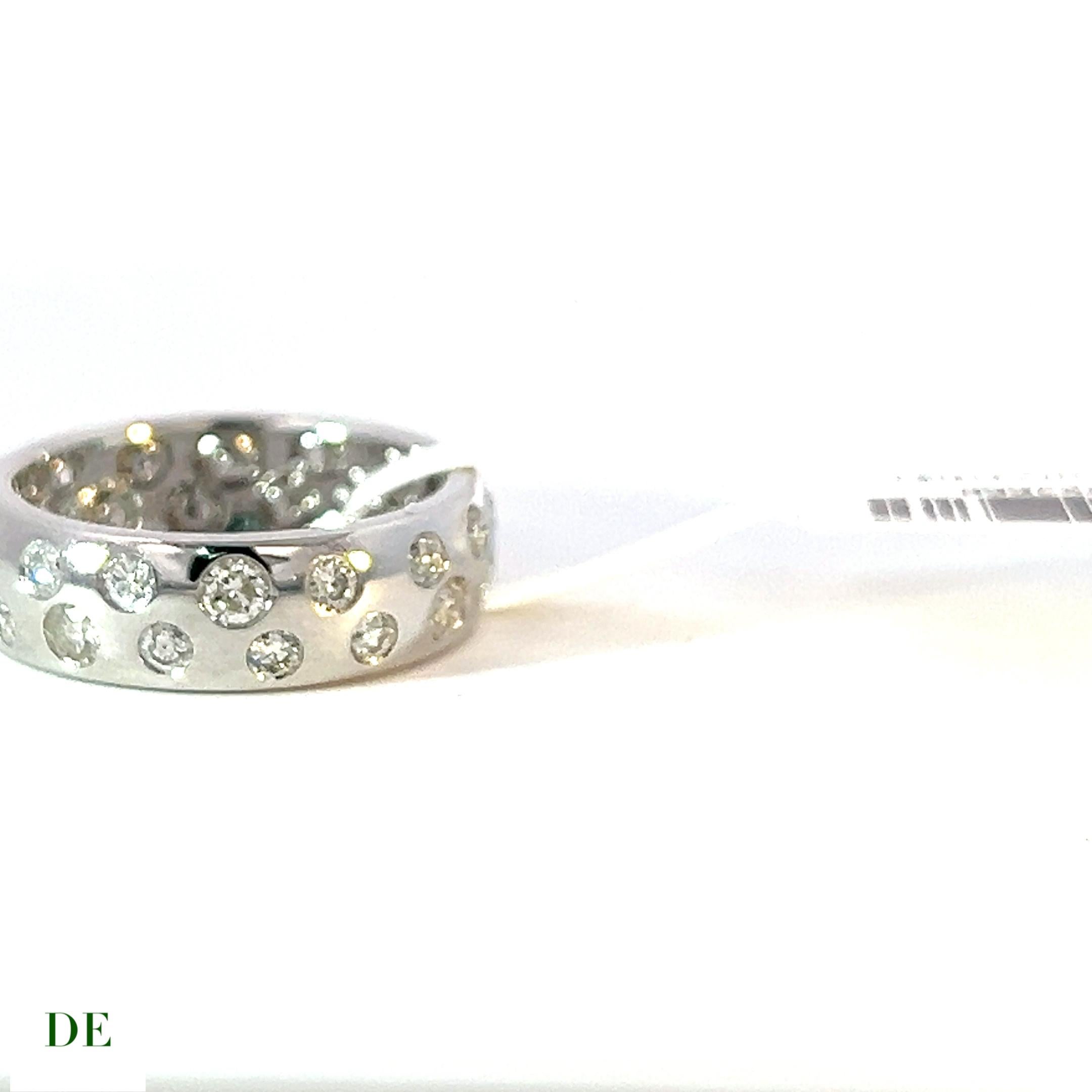 Exclusive 14k White Gold 1.27 Carat Polka dot White Diamond Band Ring In New Condition For Sale In kowloon, Kowloon