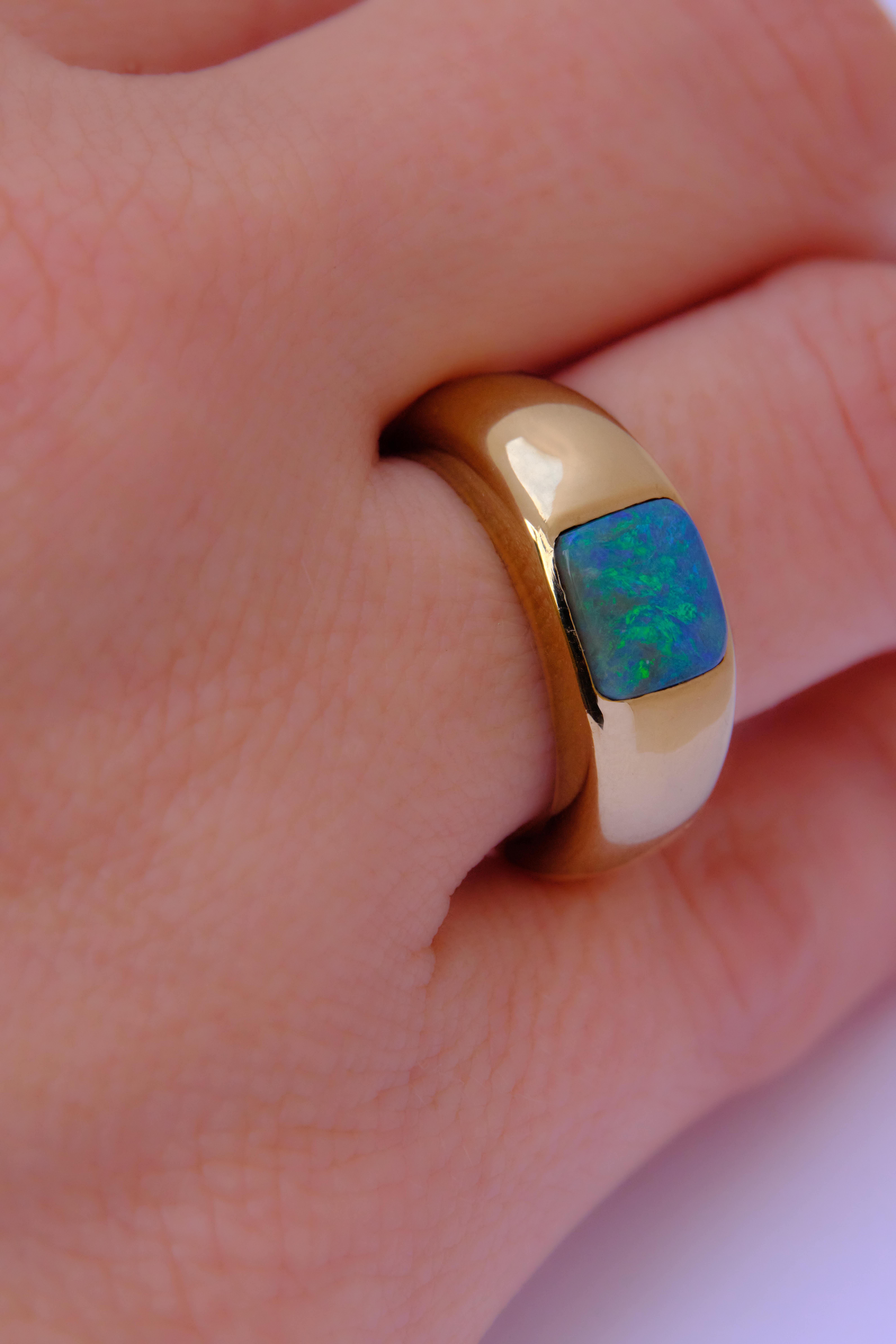 Exclusive 18 Karat Yellow Gold 2 Carat Blue Boulder Opal Square Cut Dome Ring In New Condition For Sale In Málaga, ES
