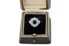Exclusive 18k white gold antique ring with natural sapphire and diamonds 1.30 ct