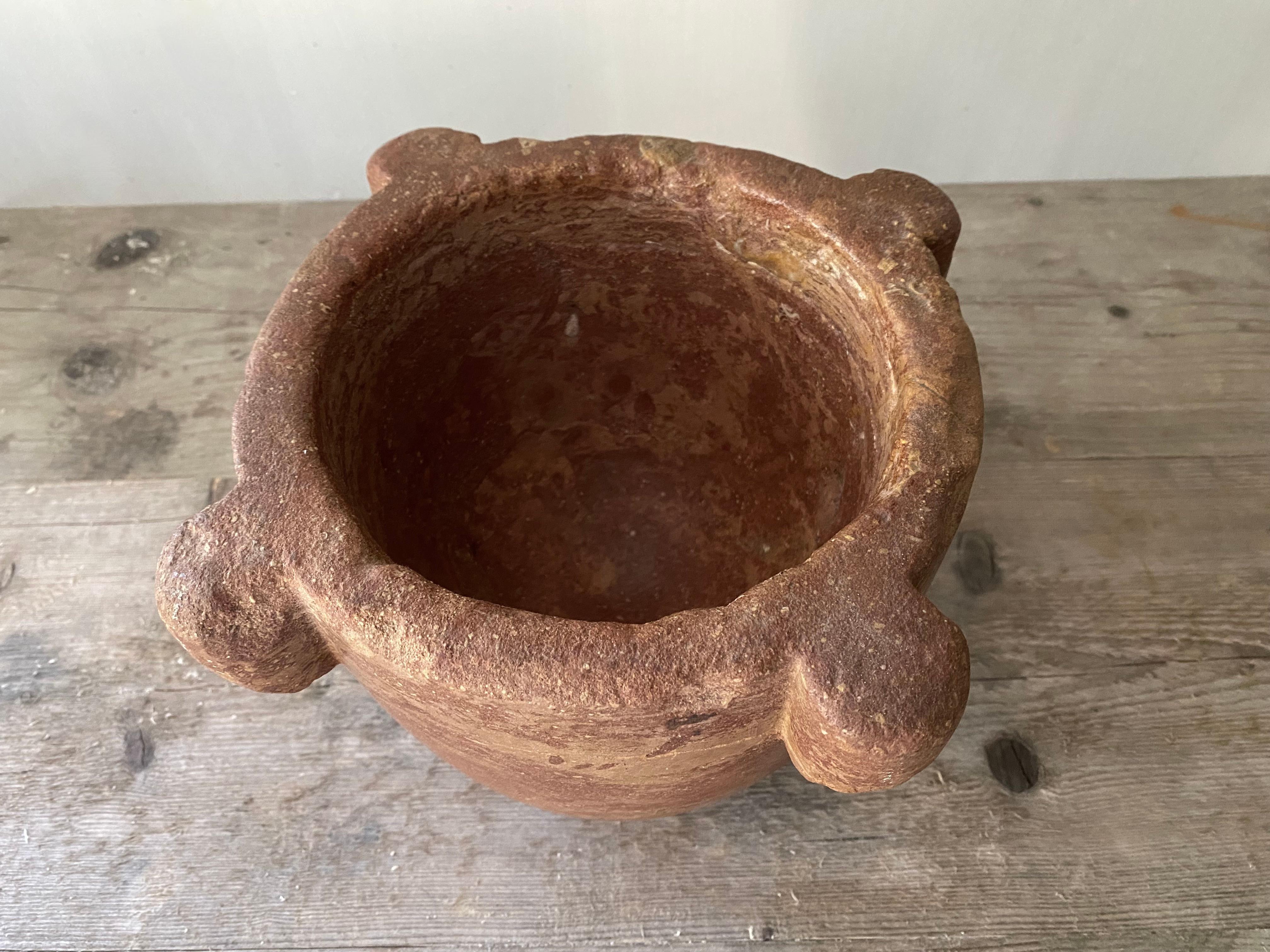 Exclusive 18th Century Spanish Marble Mortar For Sale 2