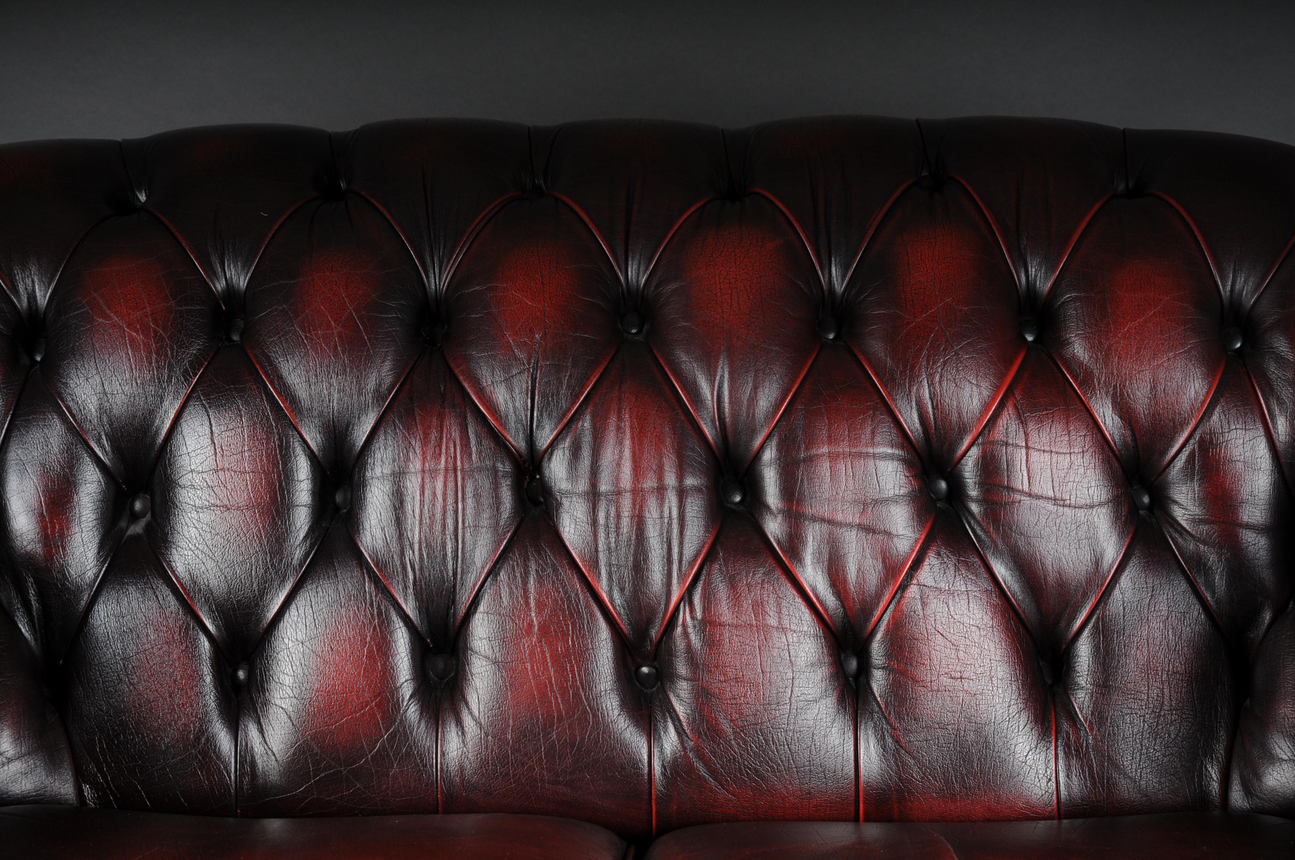 Exklusive 2-Sitzer Chesterfield Couch/Sofa Bordeaux rot, England (Englisch)