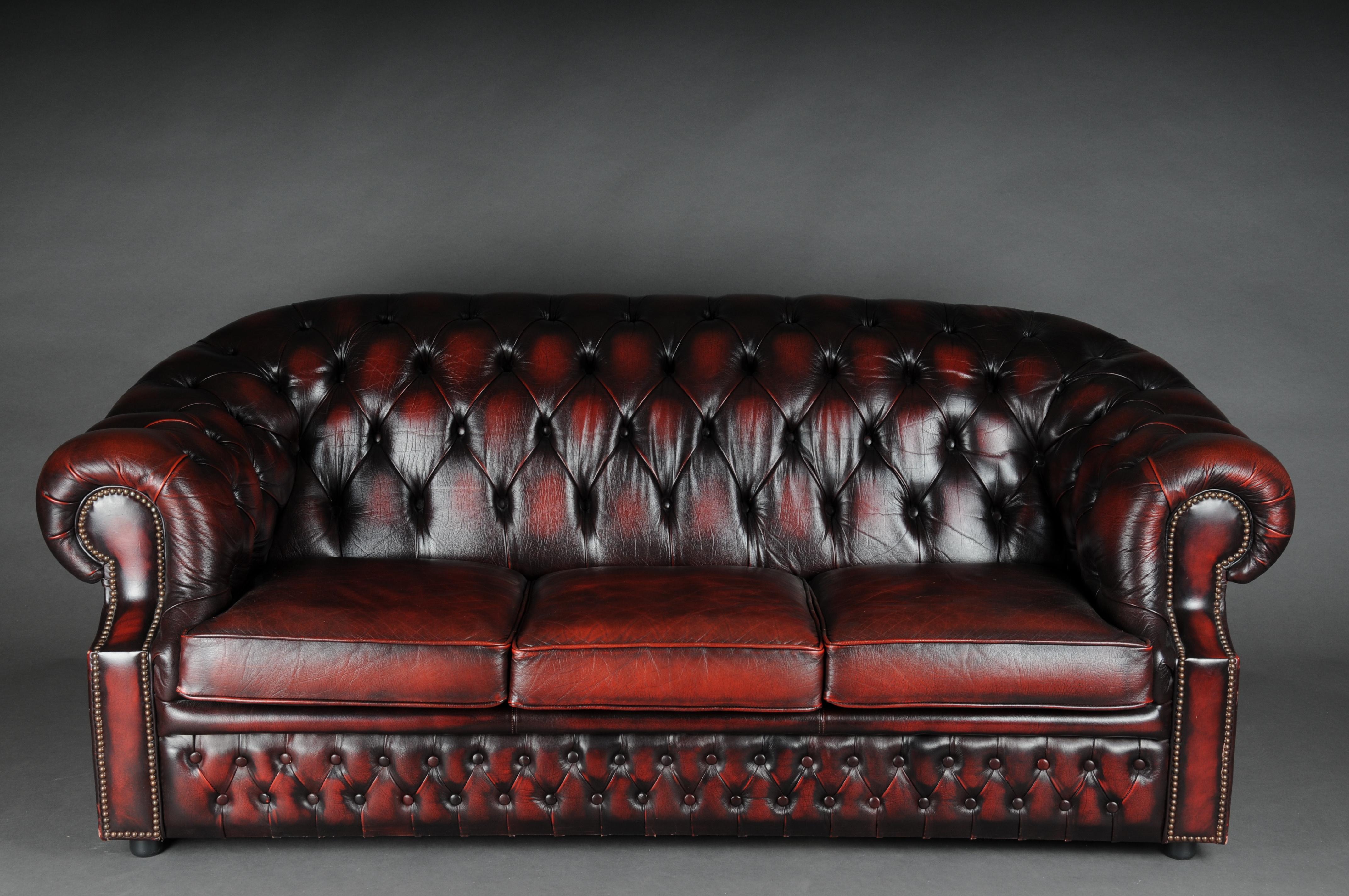 Exclusive 3 Seater Chesterfield Couch/Sofa Bordeaux Red, England For