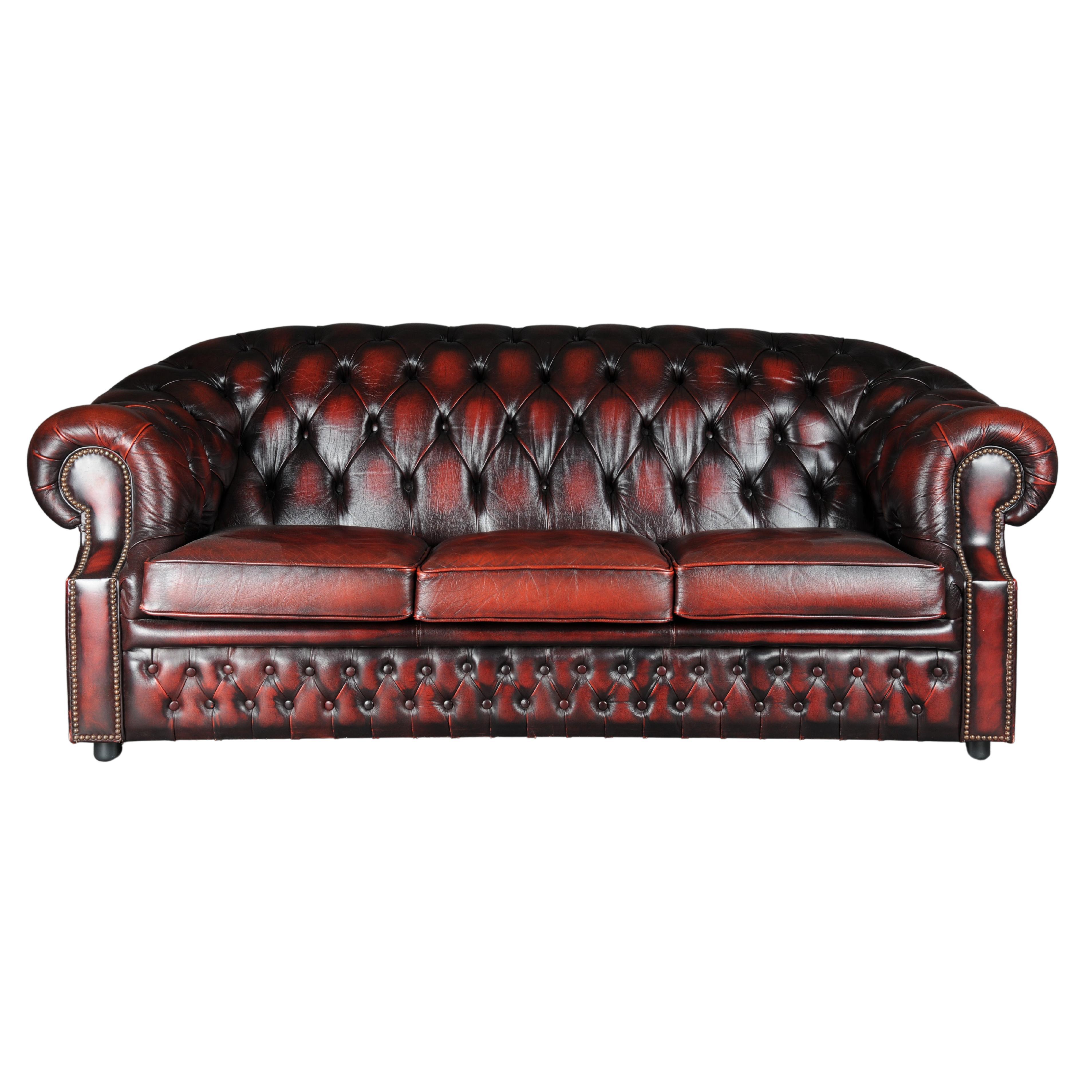 Exclusive 3 Seater Chesterfield Couch/Sofa Bordeaux Red, England